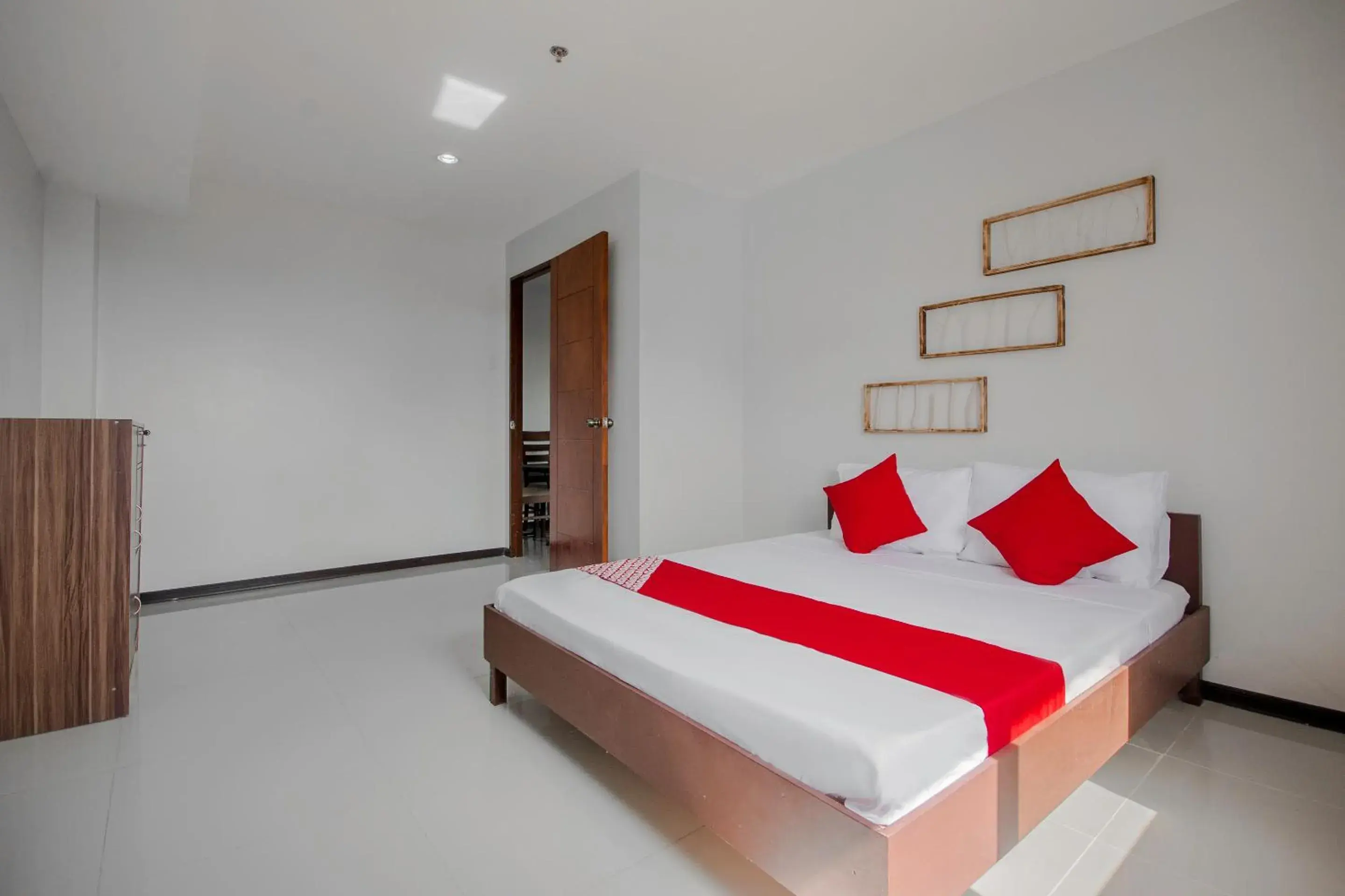 Two Bedroom Suite in Cornerstone Manor Inn Two Bedroom Suite in Cornerstone Manor Inn