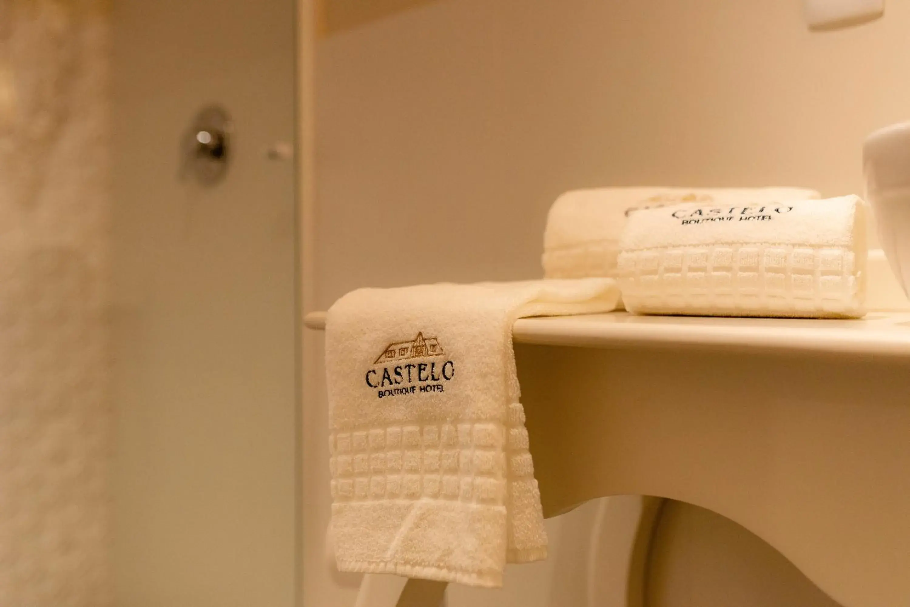 Apartment with Shower in Castelo Boutique Hotel Apartment with Shower in Castelo Boutique Hotel