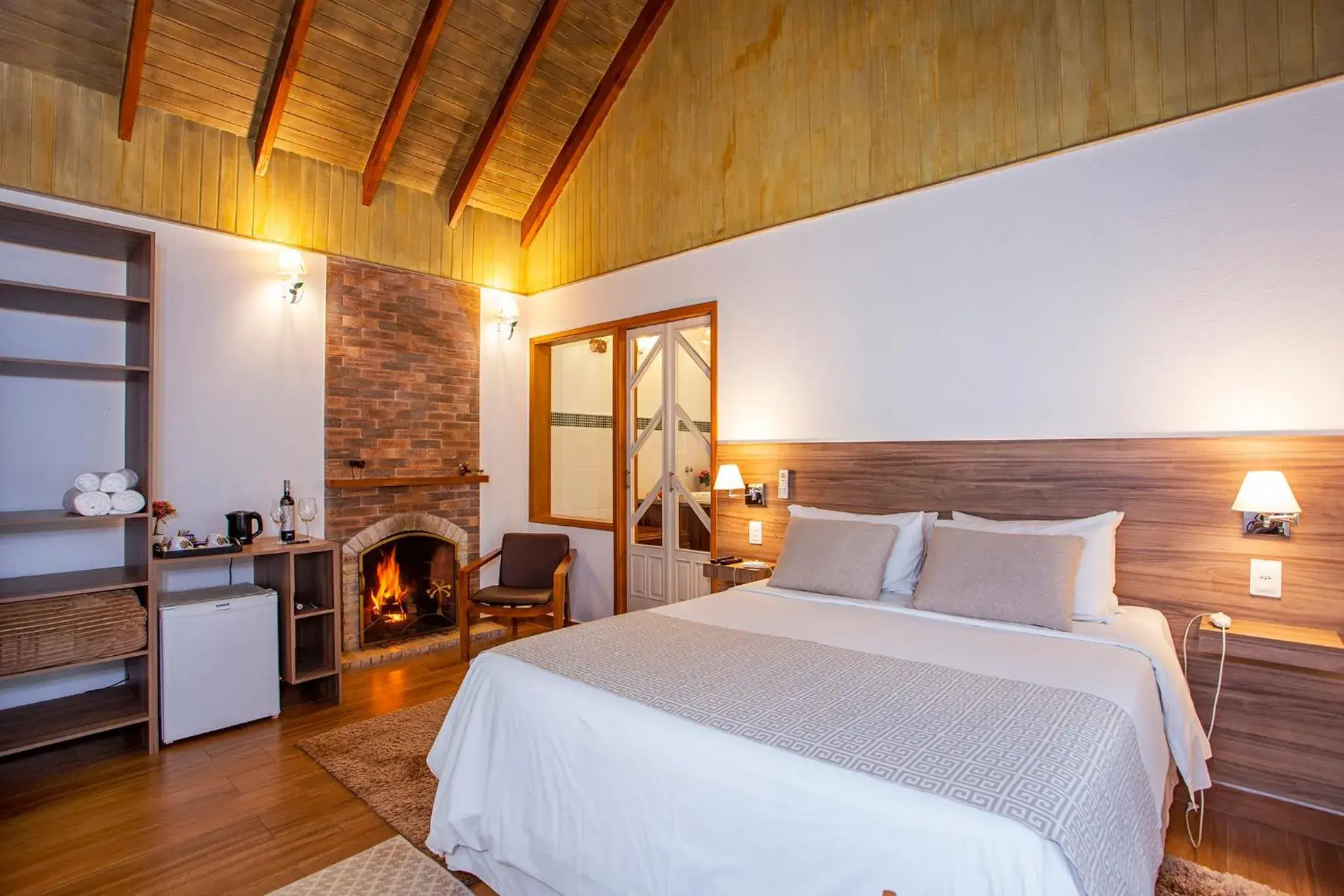 Chalet with Japanese style bathtub in Pousada Suiça Mineira Garden Chalet with Japanese style bathtub in Pousada Suiça Mineira Garden