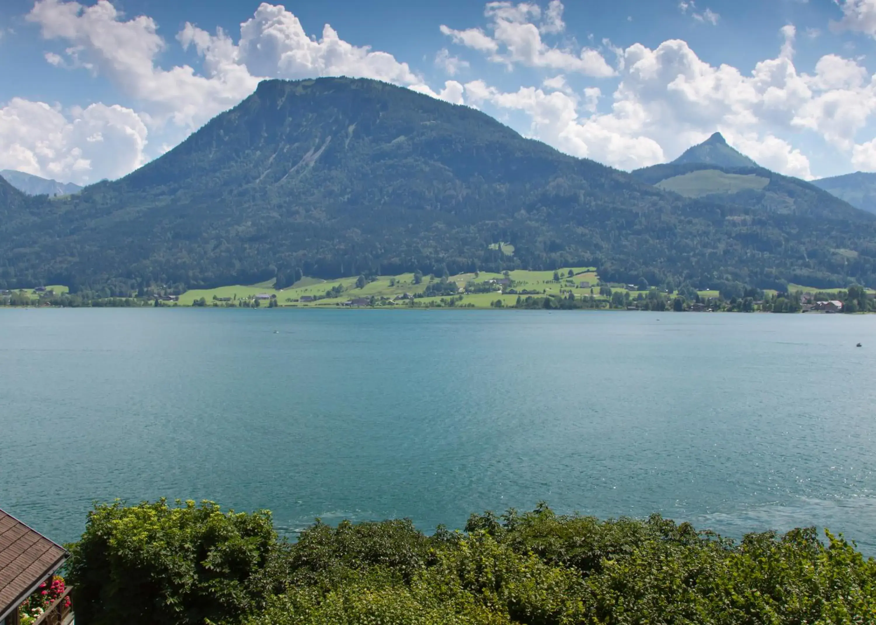 Double Room with Lake View in Hotel Weisser Hirsch Double Room with Lake View in Hotel Weisser Hirsch