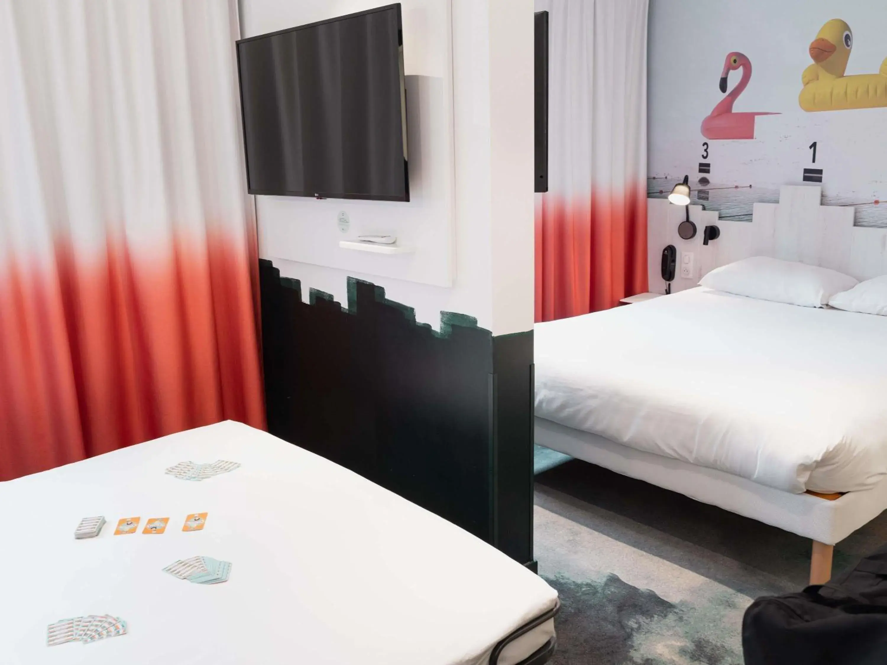 Family Suite in ibis Styles Thonon-les-Bains Family Suite in ibis Styles Thonon-les-Bains