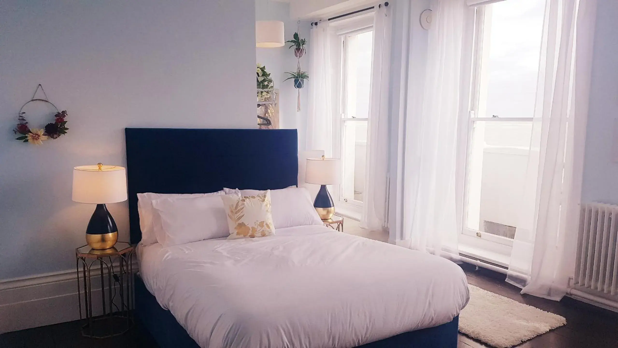 Deluxe Double Room with Sea View - single occupancy in The Bank Hotel & Bistro Deluxe Double Room with Sea View - single occupancy in The Bank Hotel & Bistro