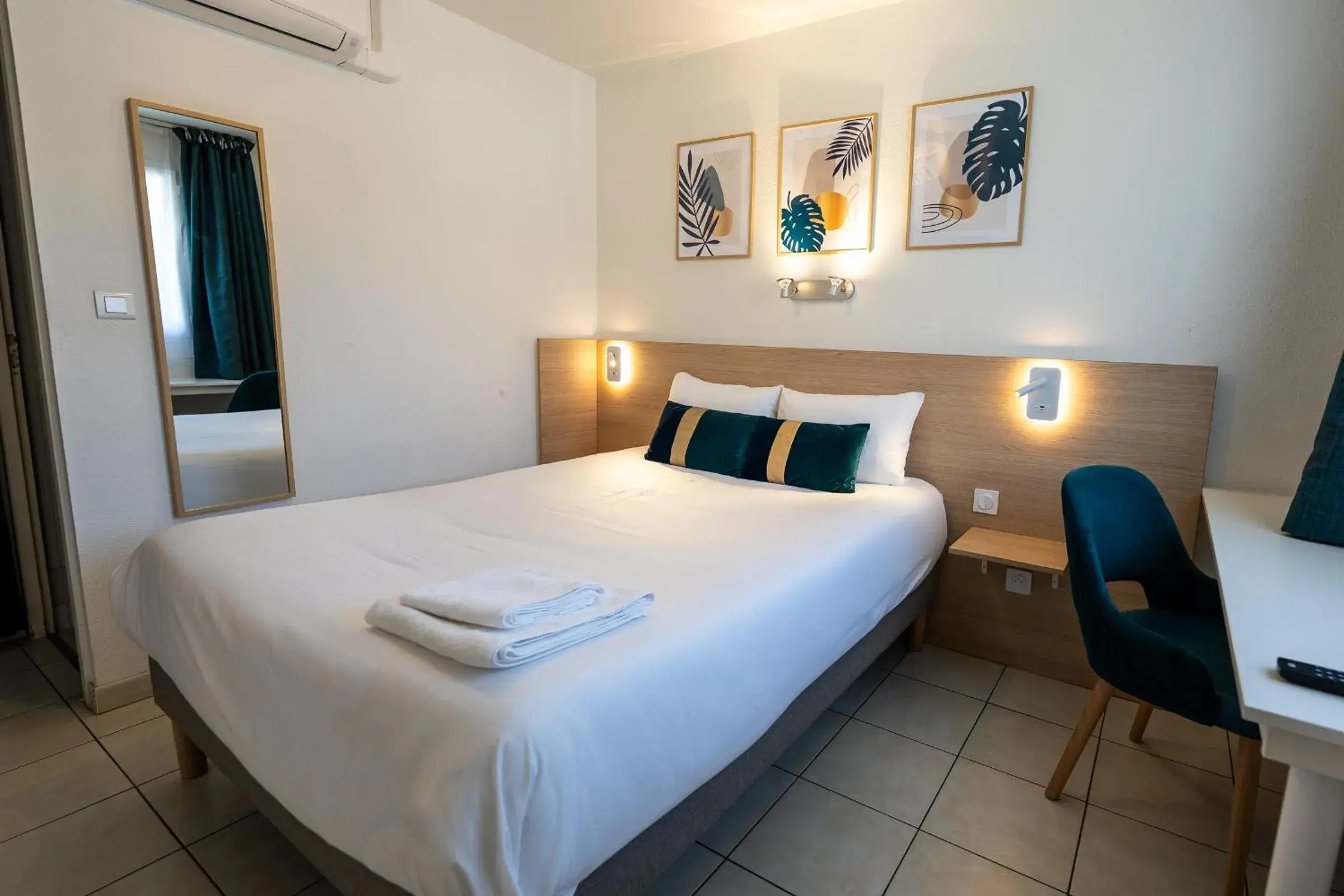 Double Room in Villa Hotel Double Room in Villa Hotel