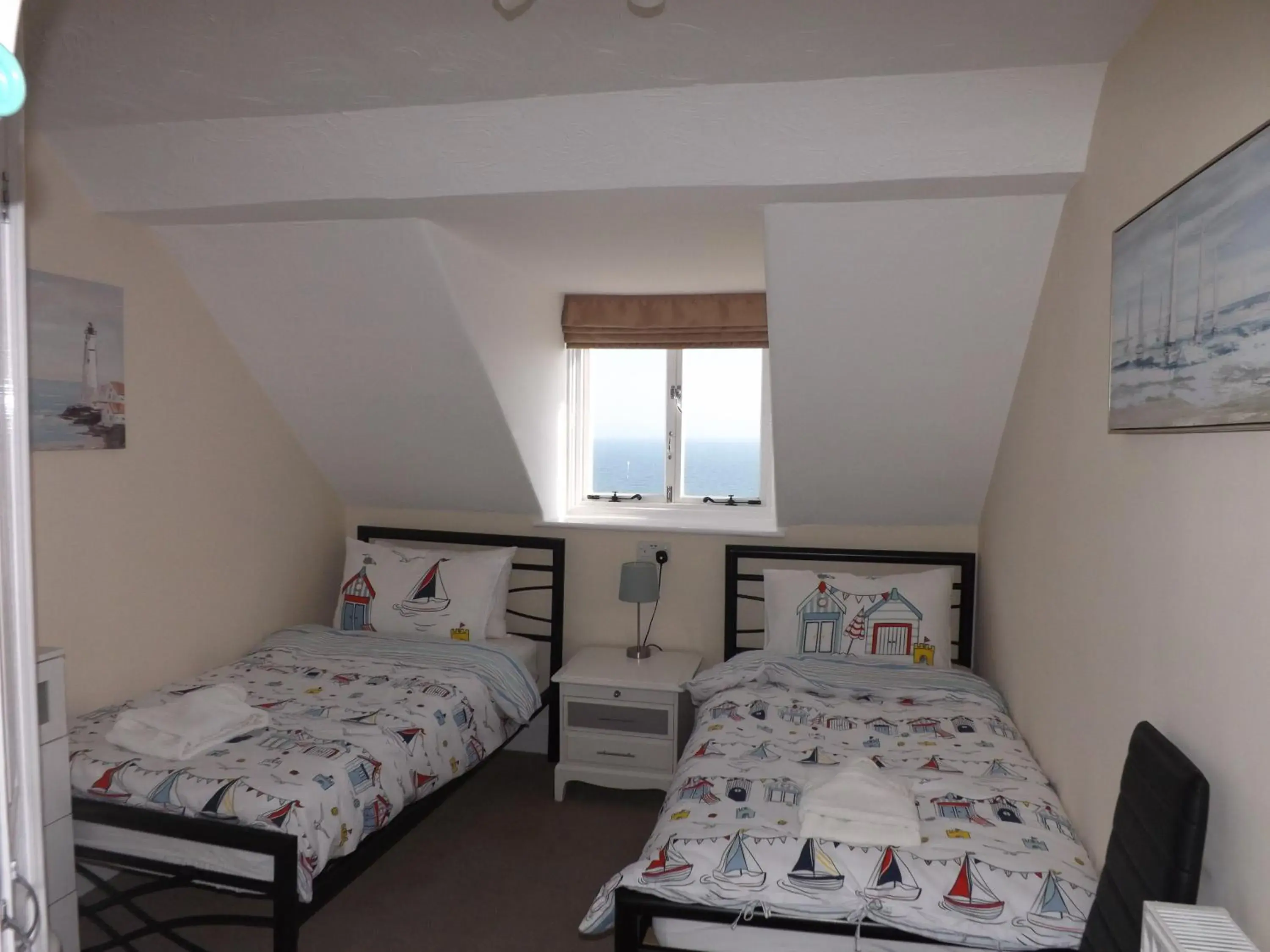 Twin Attic Room - Sea View - Stair access only. in The Edenhurst Guesthouse Twin Attic Room - Sea View - Stair access only. in The Edenhurst Guesthouse
