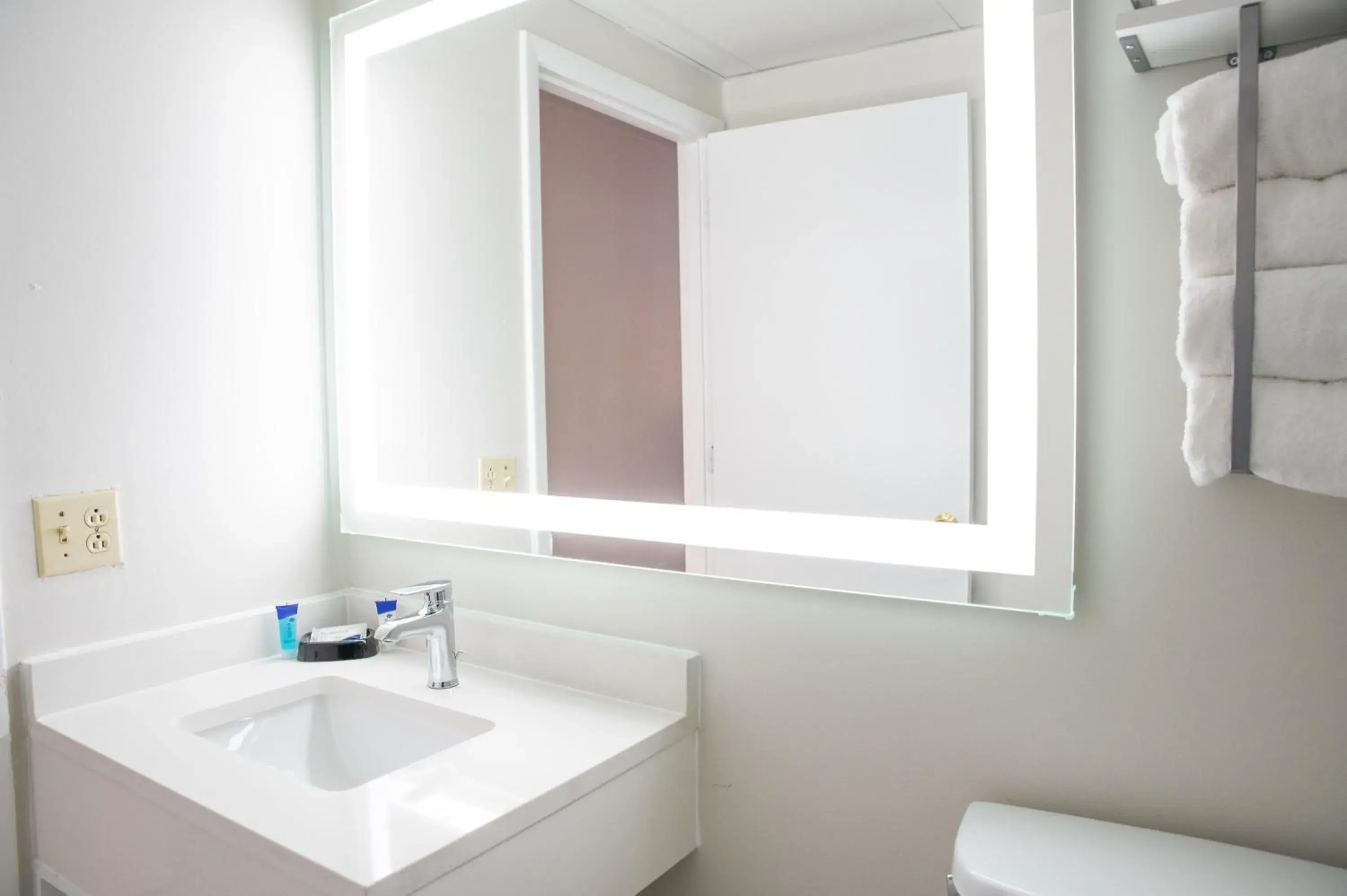 Standard Room with Double Bed in Heritage House Inn on Cape Cod, an Ascend Collection Hotel Standard Room with Double Bed in Heritage House Inn on Cape Cod, an Ascend Collection Hotel