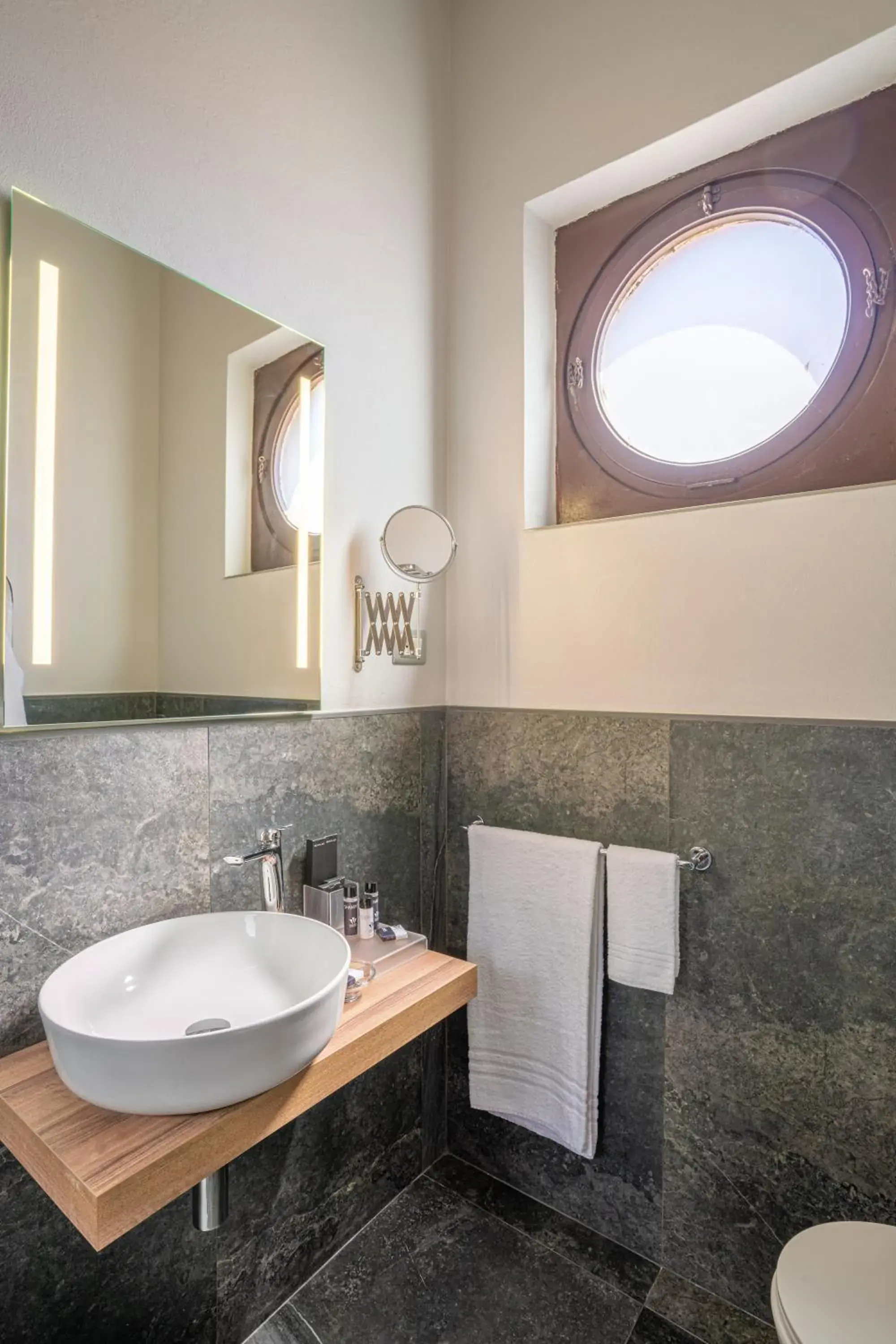 Deluxe King Room in The Rif - Boutique Hotel Deluxe King Room in The Rif - Boutique Hotel