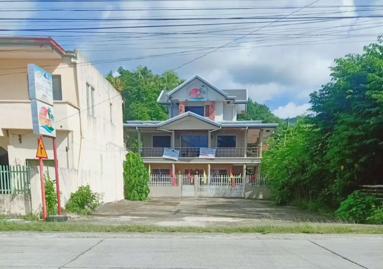 RedDoorz @ Garcia Hernandez Bohol RedDoorz @ Garcia Hernandez Bohol