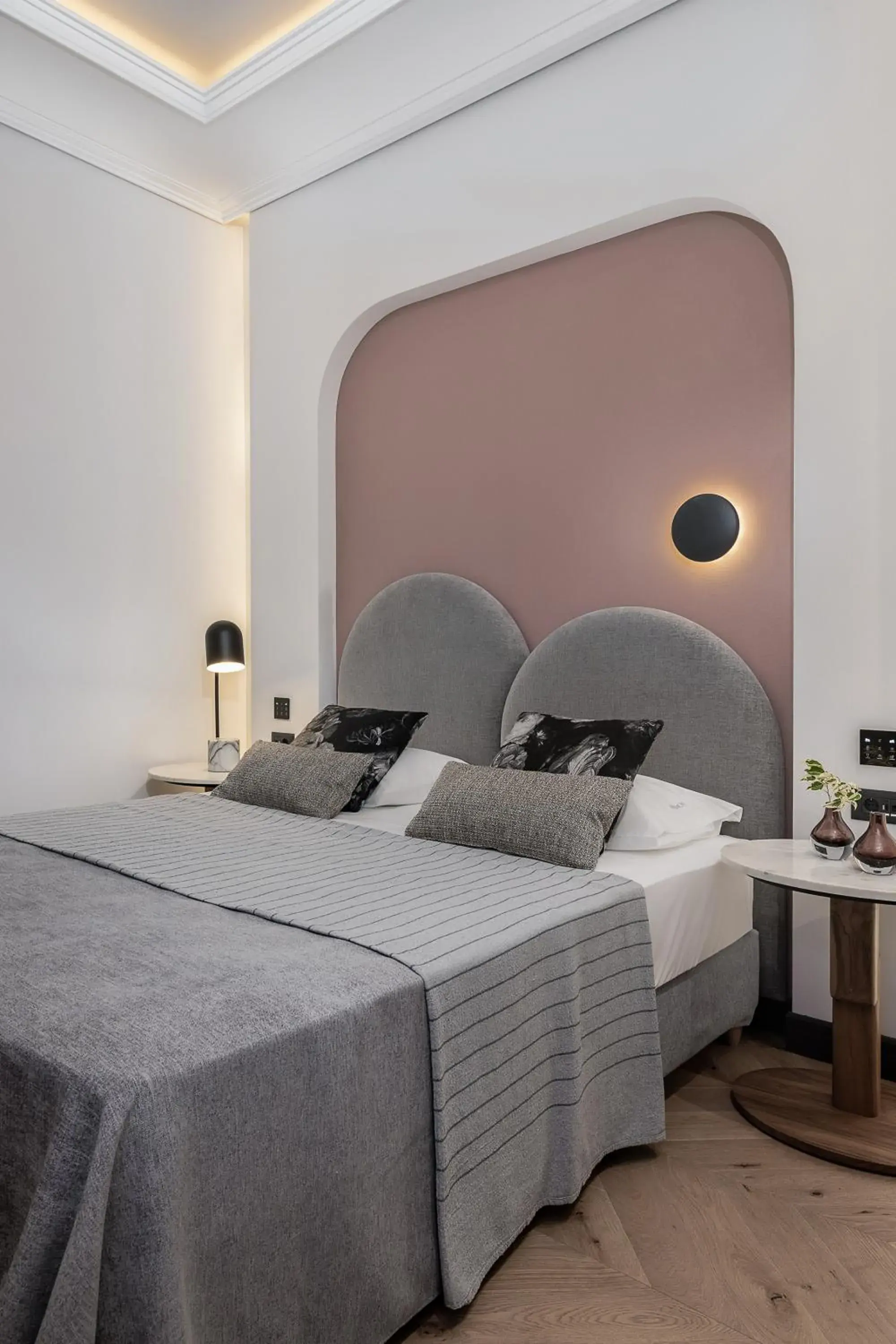 King Room with Roll-In Shower - Disability Access in Malmo Historic Hotel King Room with Roll-In Shower - Disability Access in Malmo Historic Hotel