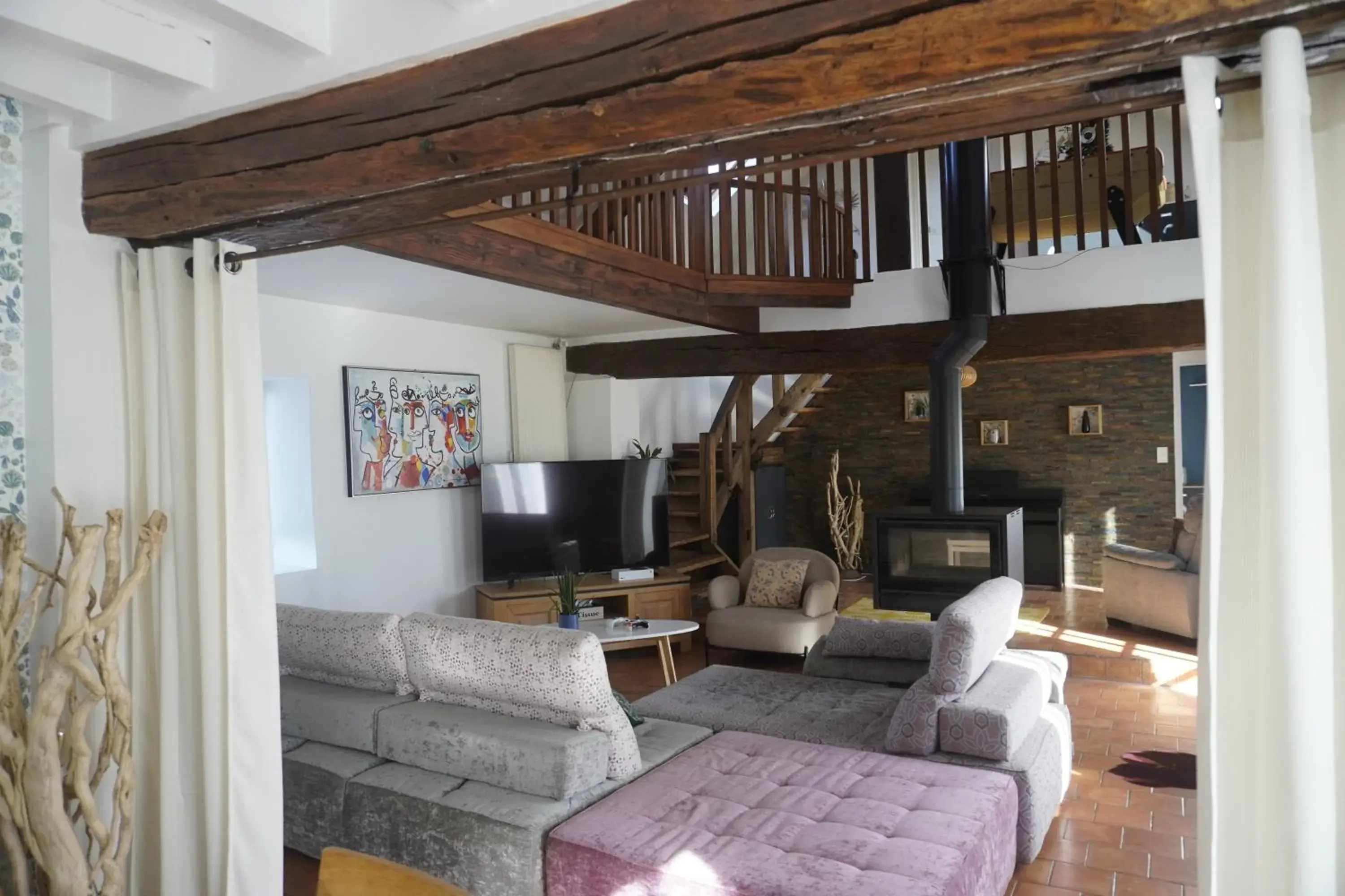 Four-Bedroom House - single occupancy in Le Domaine du Moulin 28 proche Chartres Four-Bedroom House - single occupancy in Le Domaine du Moulin 28 proche Chartres