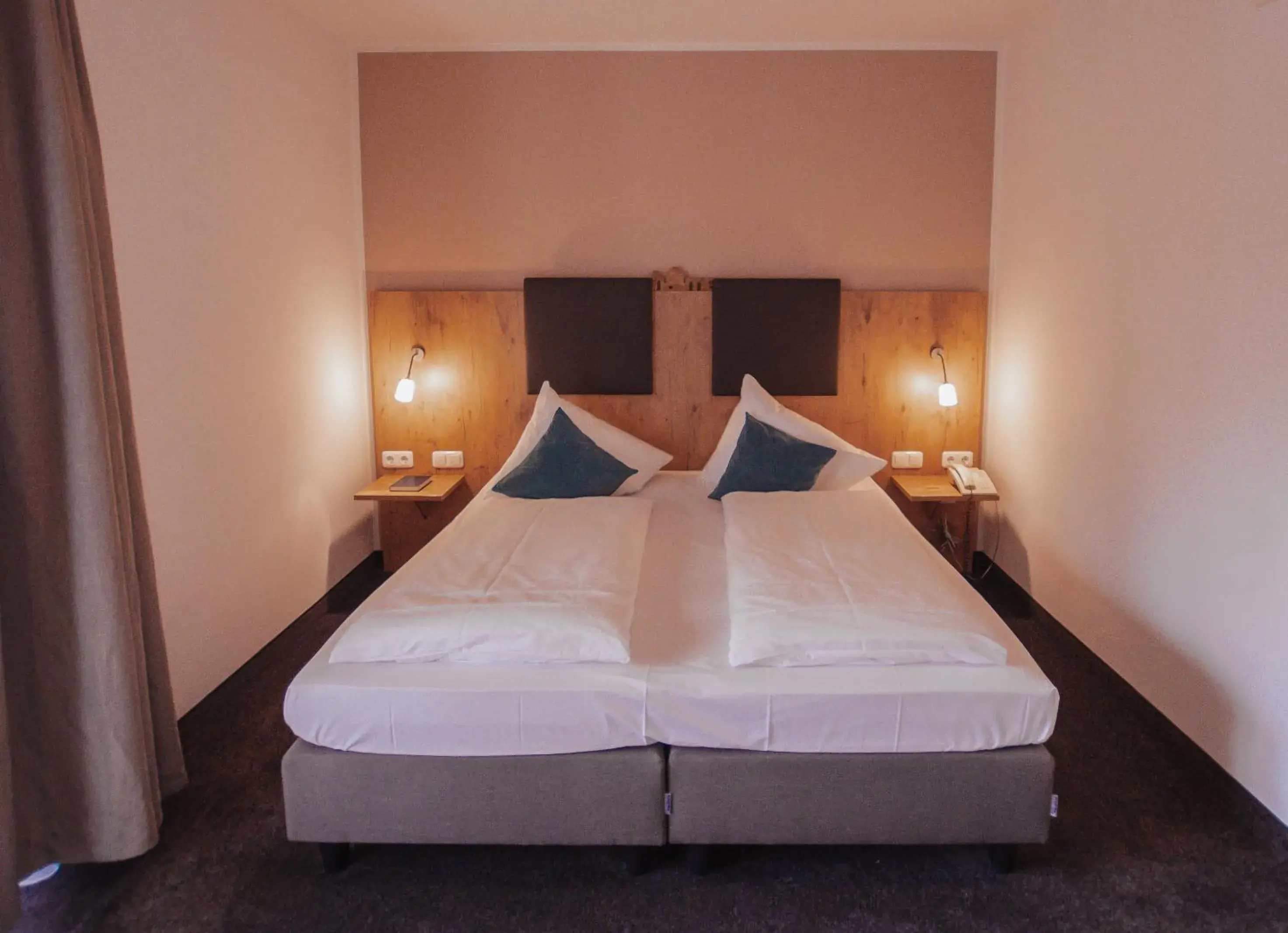 Double Room in Hotel am Hachinger Bach by Blattl Double Room in Hotel am Hachinger Bach by Blattl