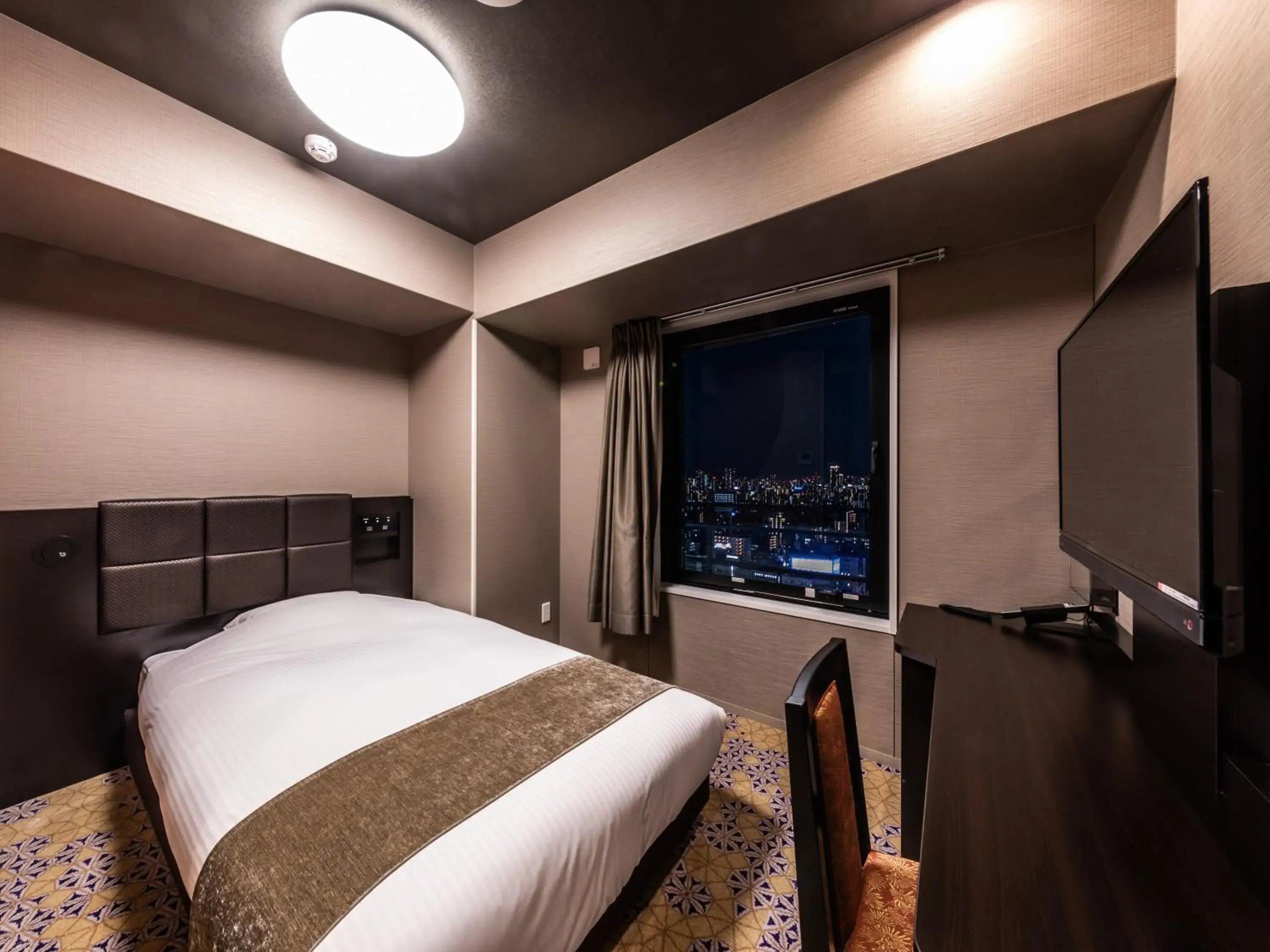 Single Room -High Floor - single occupancy - Non-Smoking in APA Hotel Shin Osaka Eki Tower Single Room -High Floor - single occupancy - Non-Smoking in APA Hotel Shin Osaka Eki Tower