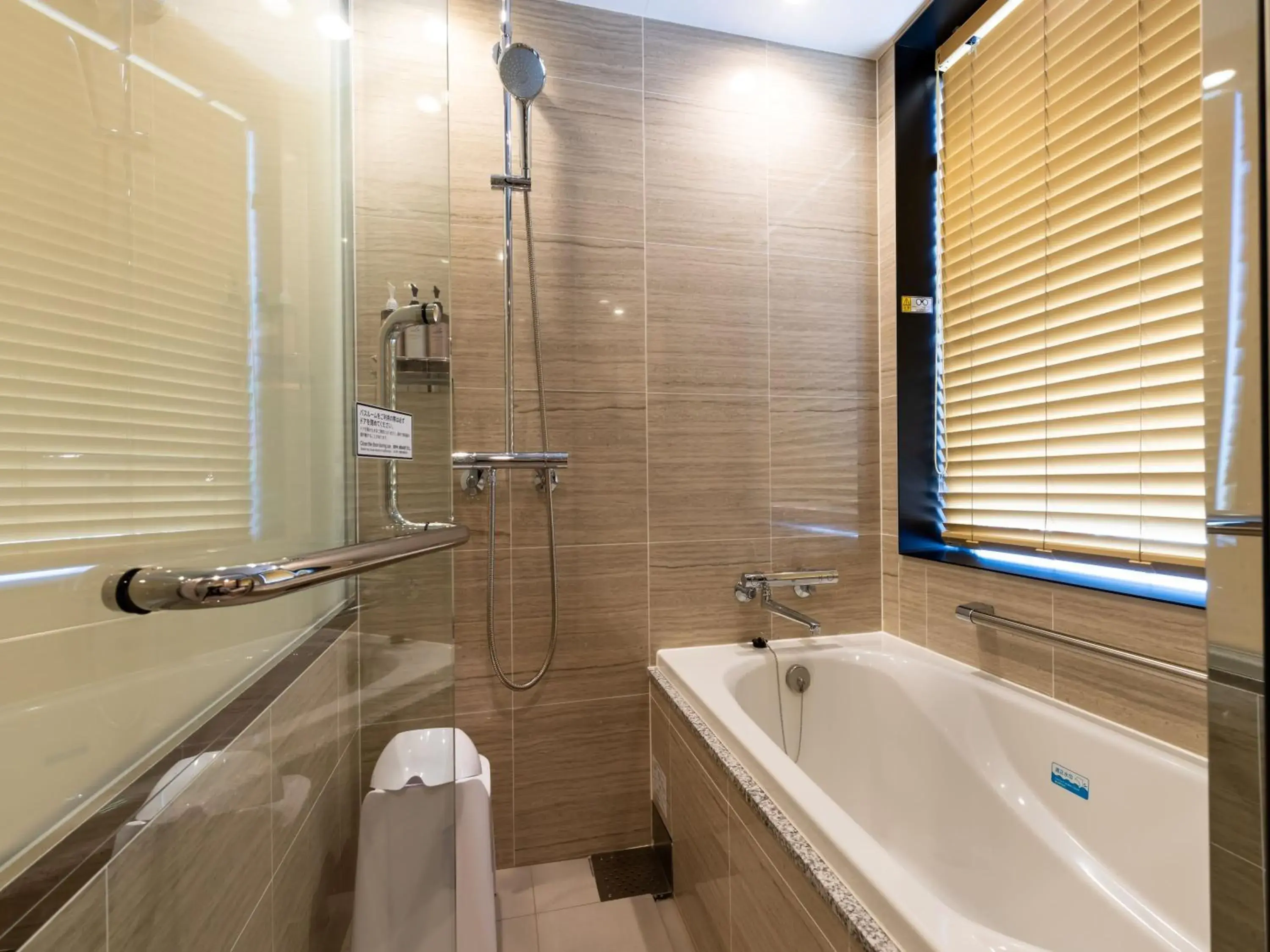 Deluxe Double Room in APA Hotel Keikyu Kamata-Ekimae Deluxe Double Room in APA Hotel Keikyu Kamata-Ekimae