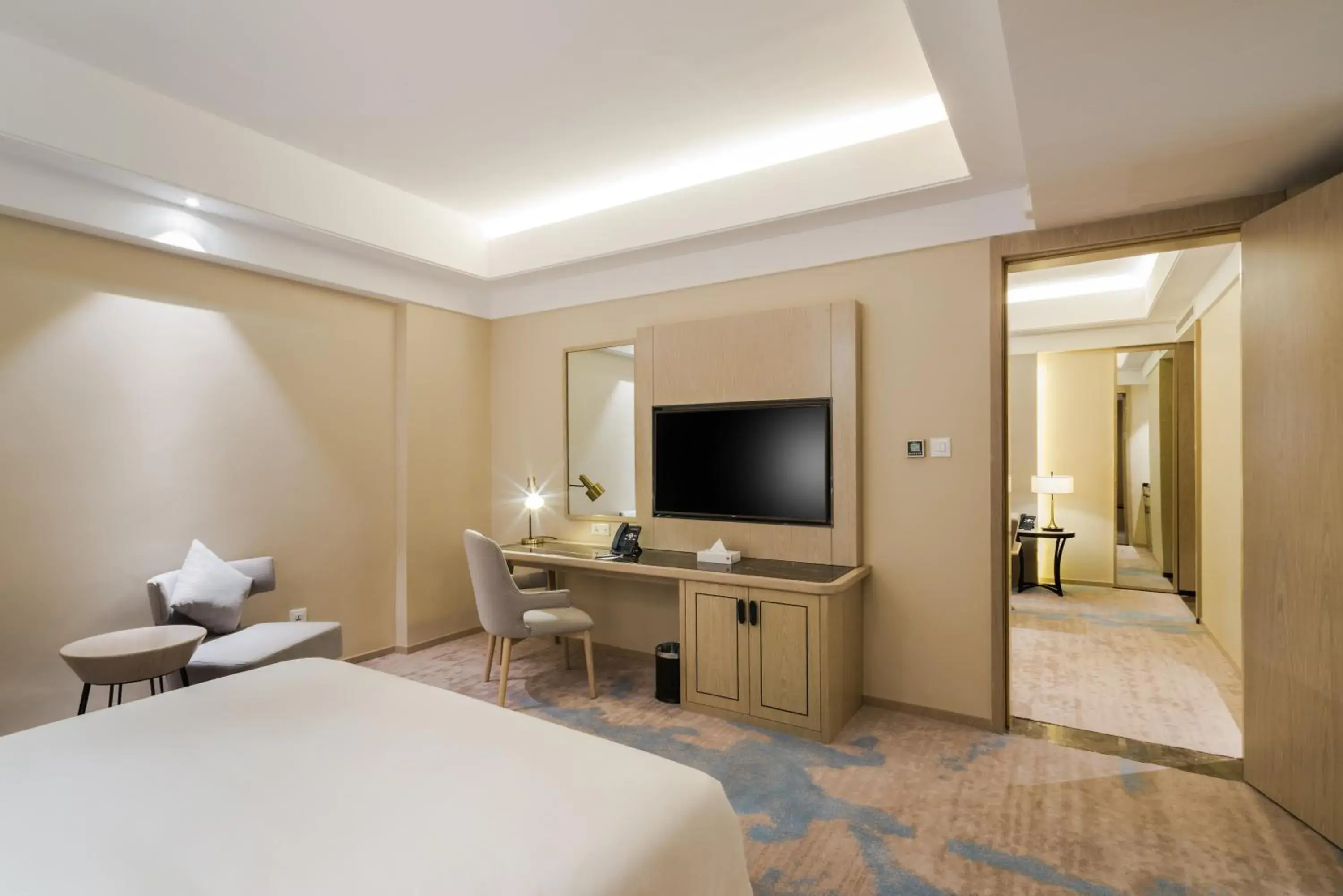 Junior Suite in Aber Khamis Mushait Junior Suite in Aber Khamis Mushait