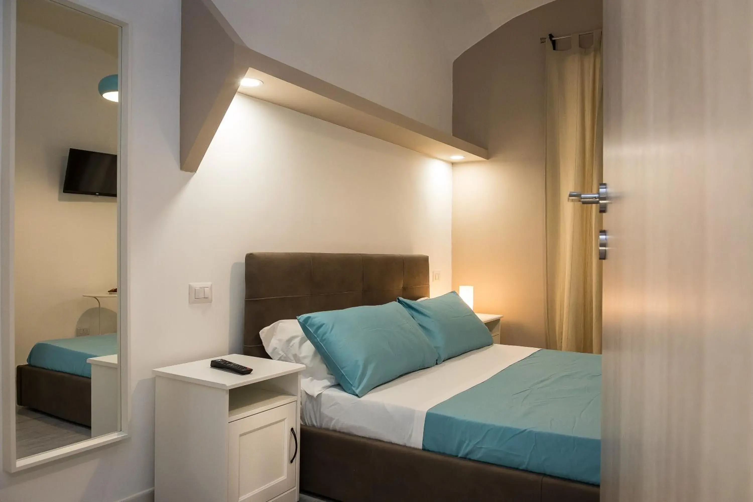 Double Room with Private External Bathroom in San Peter Angels Double Room with Private External Bathroom in San Peter Angels