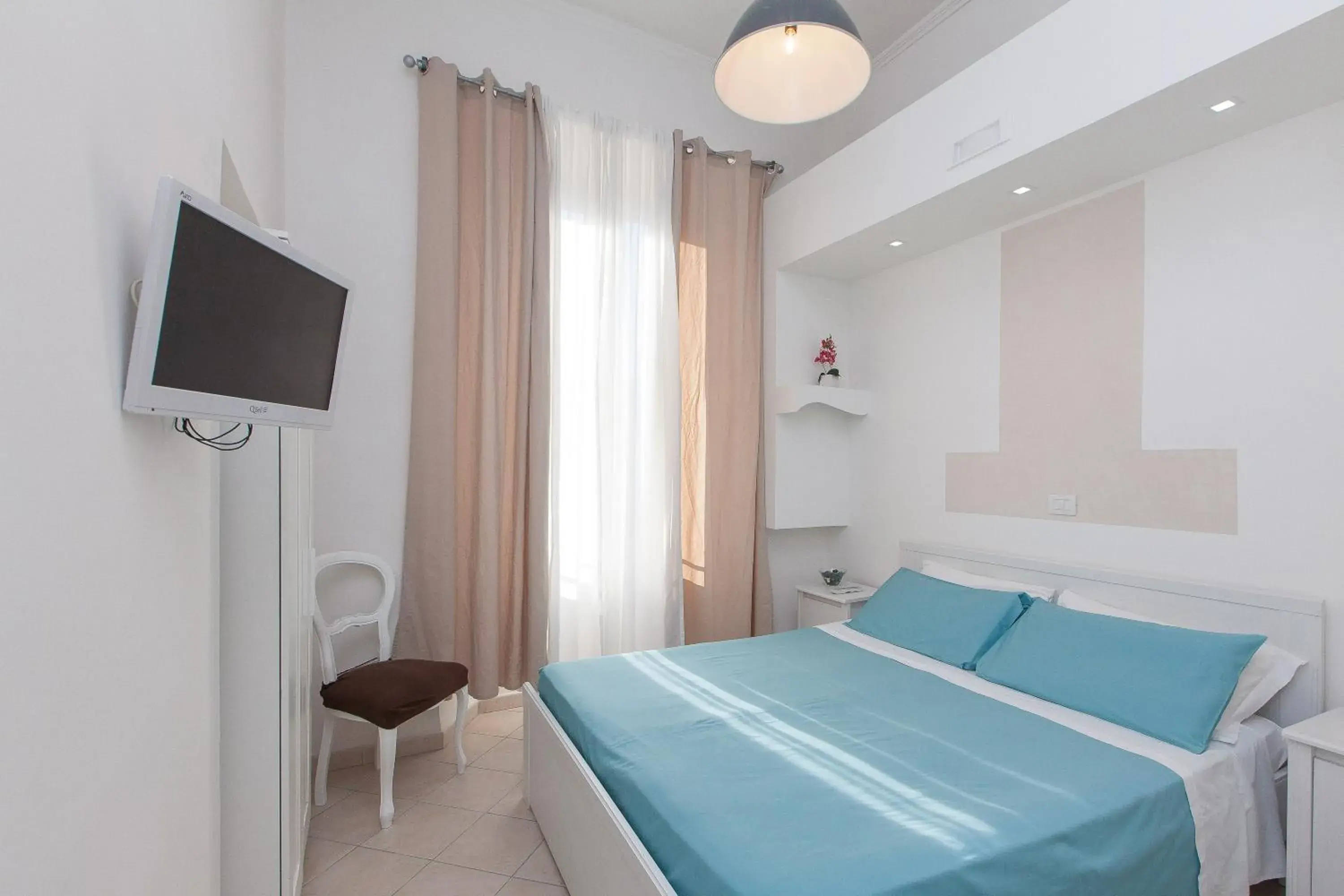 Double Room with Private Bathroom in San Peter Angels Double Room with Private Bathroom in San Peter Angels