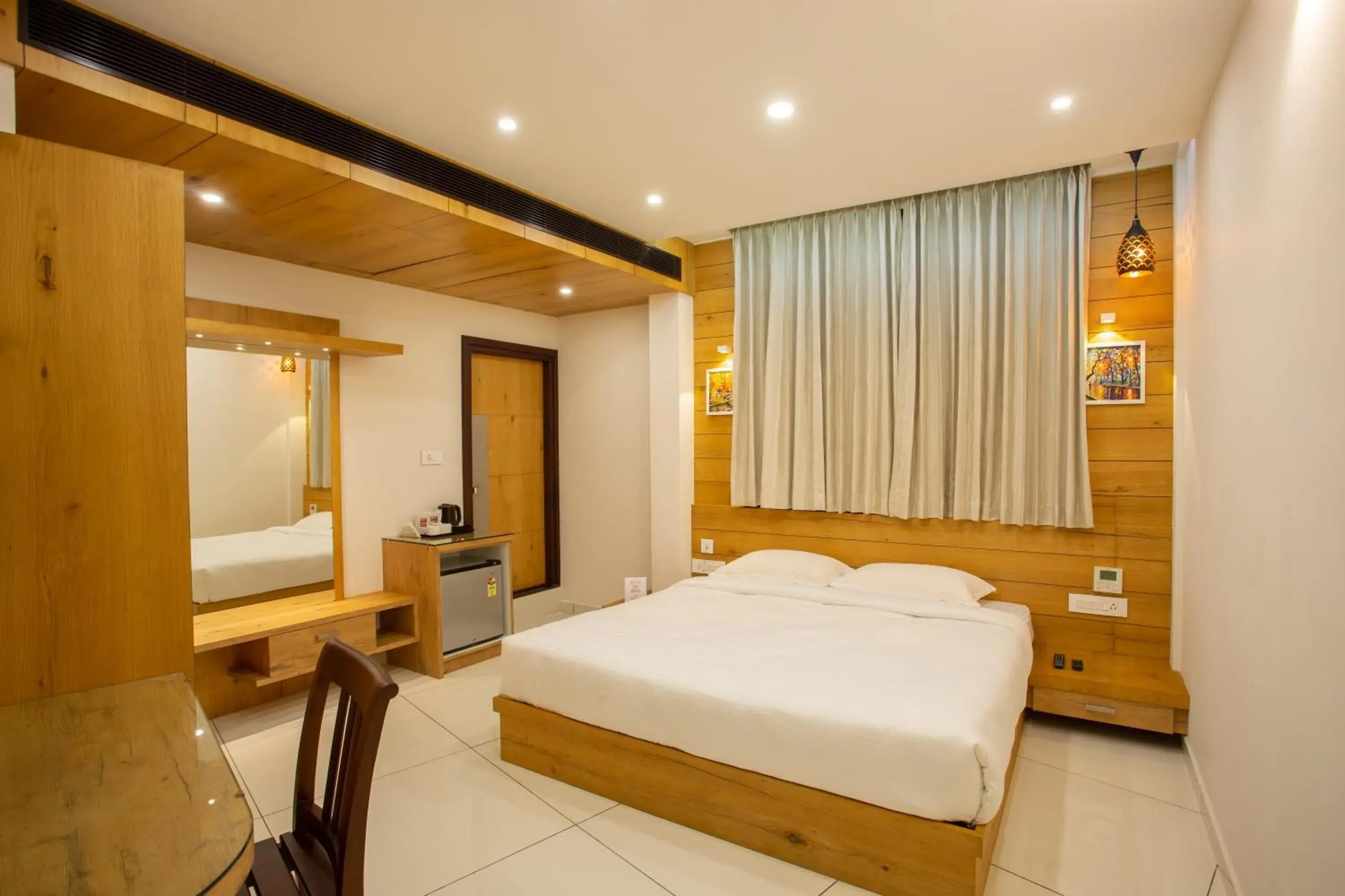 Deluxe King Room in Hasco Tower Deluxe King Room in Hasco Tower