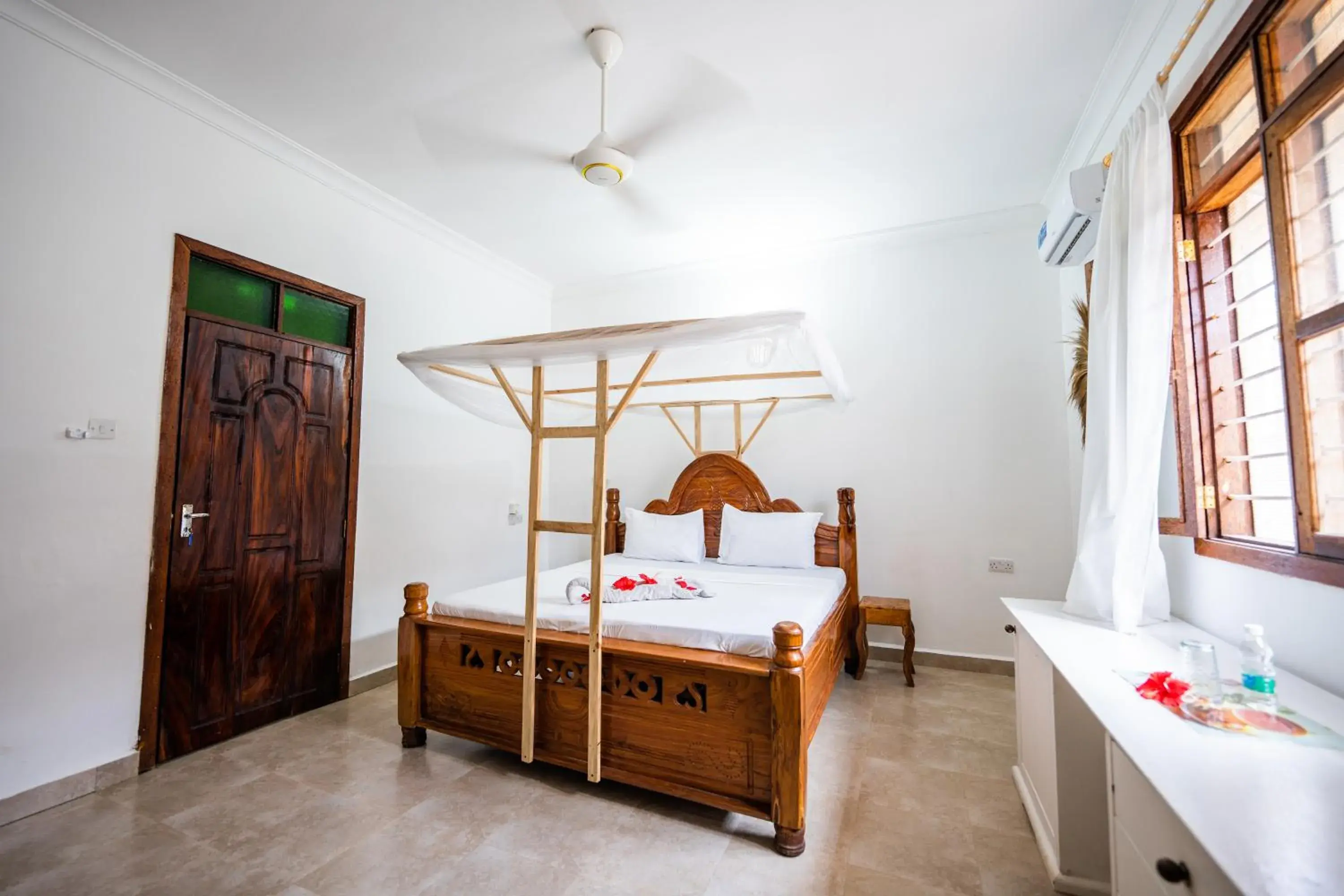 Standard King Room in Savi House Nungwi Standard King Room in Savi House Nungwi