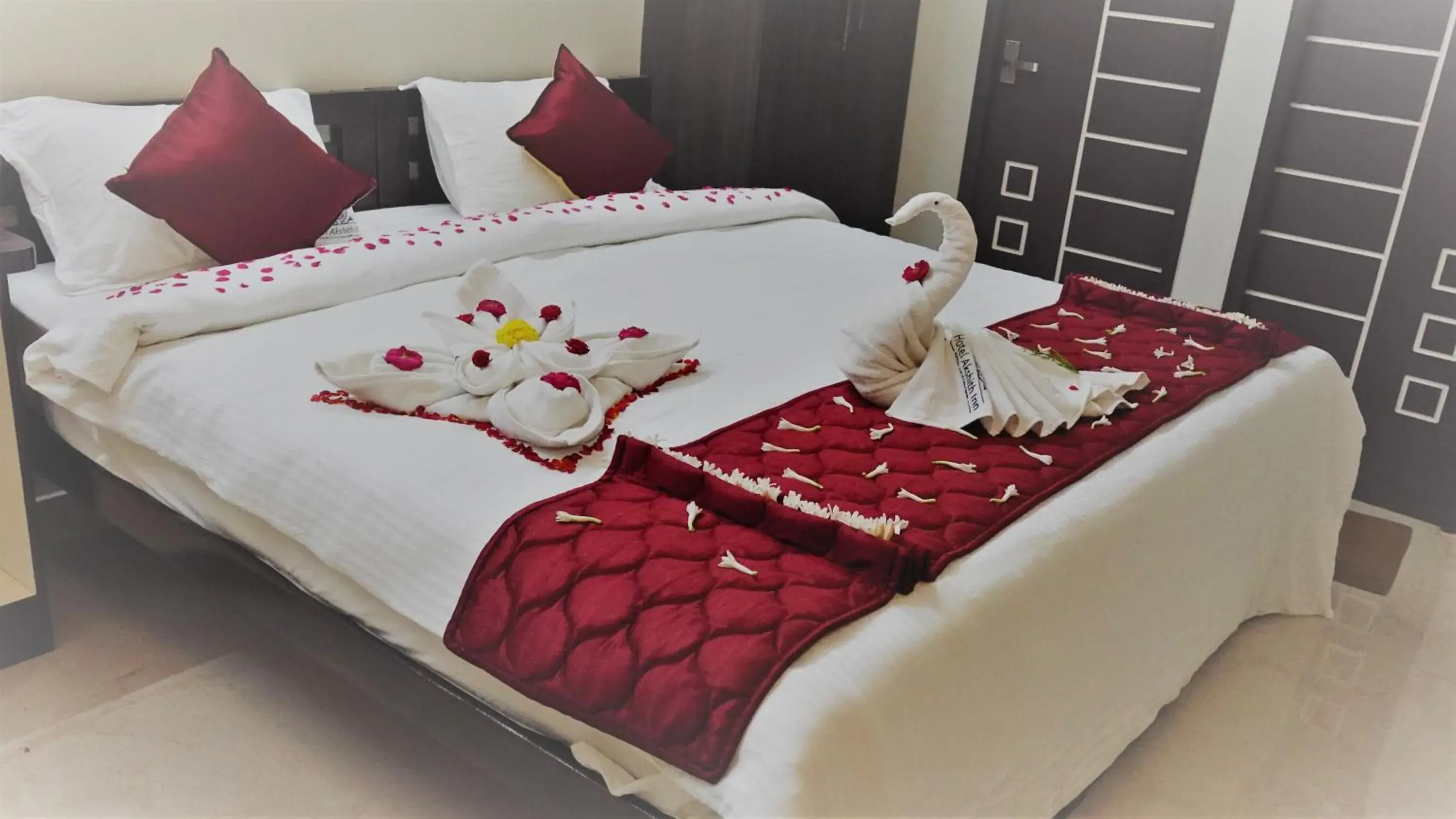 Superior Double Room - single occupancy in Hotel Akshith Inn Superior Double Room - single occupancy in Hotel Akshith Inn