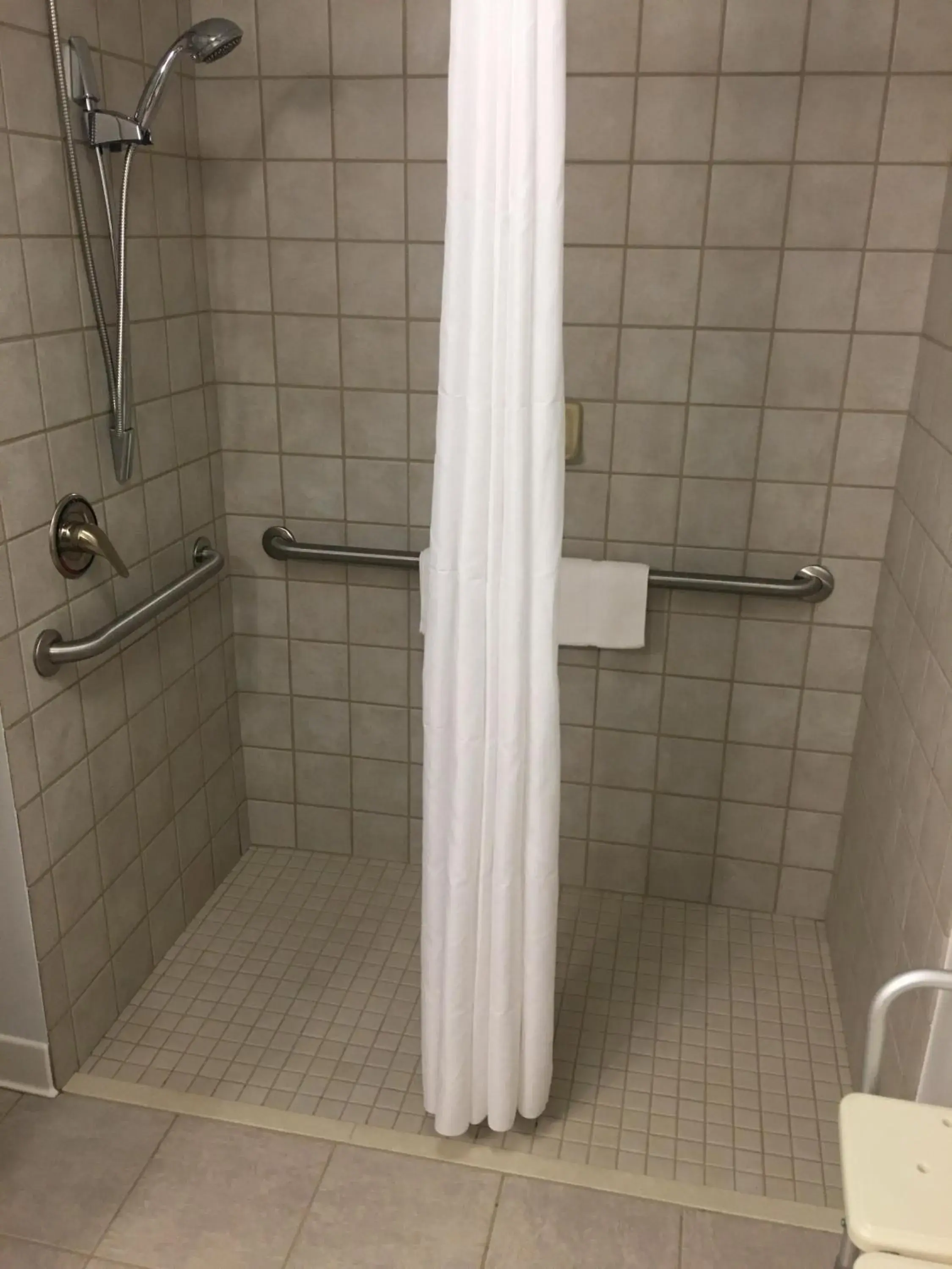 One-Bedroom King Suite - Disability Access in Country Inn & Suites by Radisson, Grand Rapids East, MI One-Bedroom King Suite - Disability Access in Country Inn & Suites by Radisson, Grand Rapids East, MI