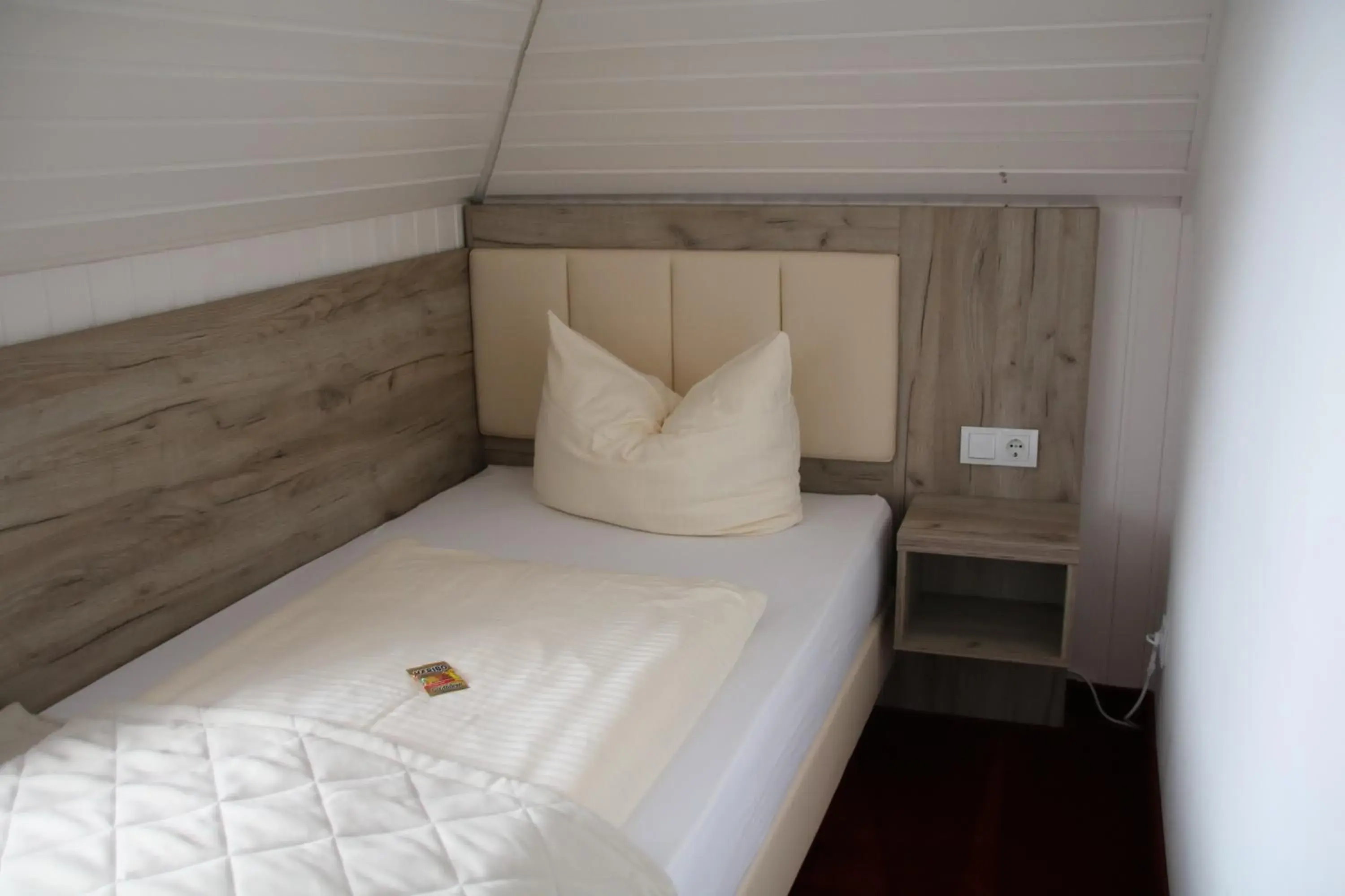 Superior Single Room - single occupancy - Annex Parkvilla in Hotel Rosengarten Superior Single Room - single occupancy - Annex Parkvilla in Hotel Rosengarten