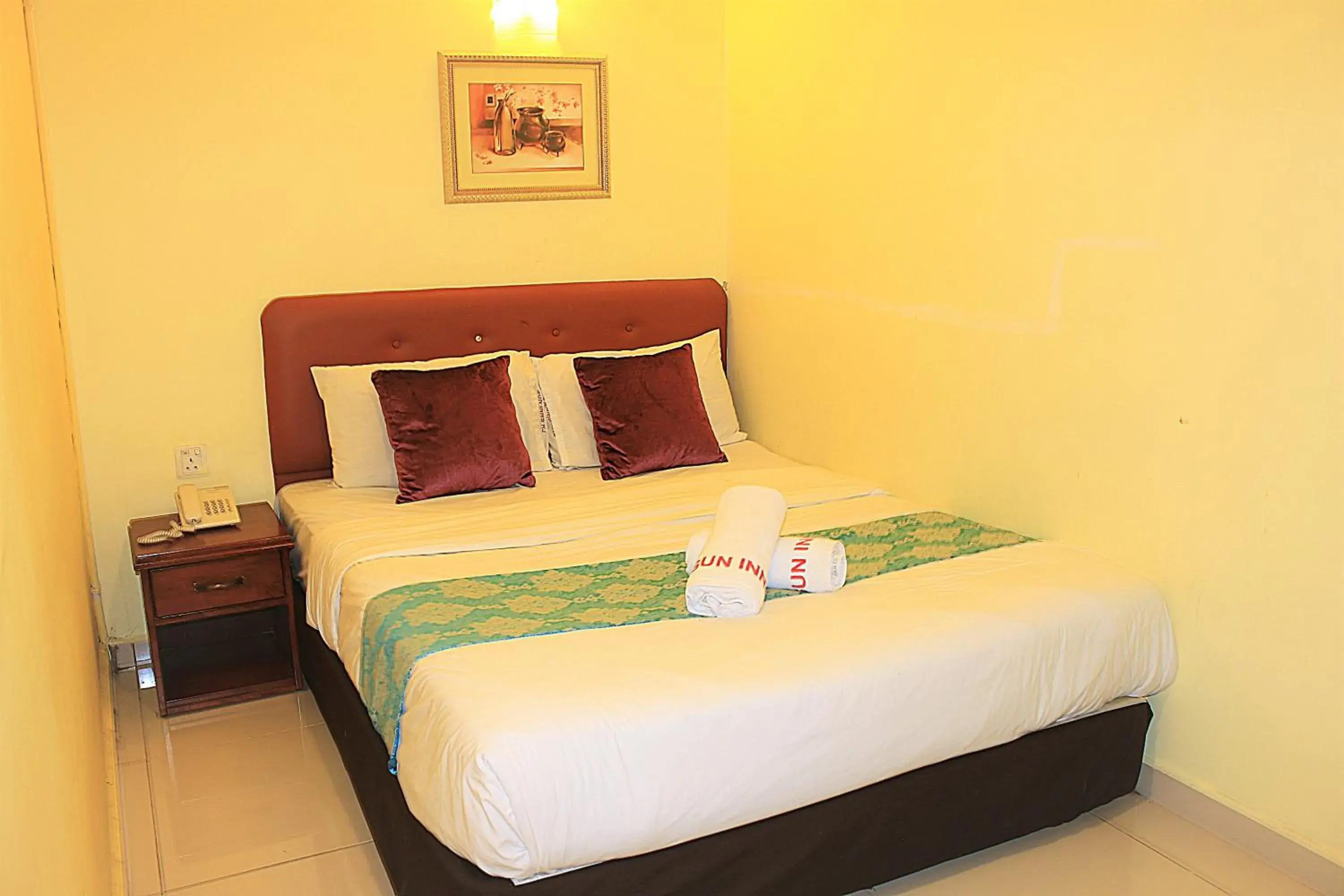 Standard King Room in Sun Inns Hotel Ayer Keroh Standard King Room in Sun Inns Hotel Ayer Keroh