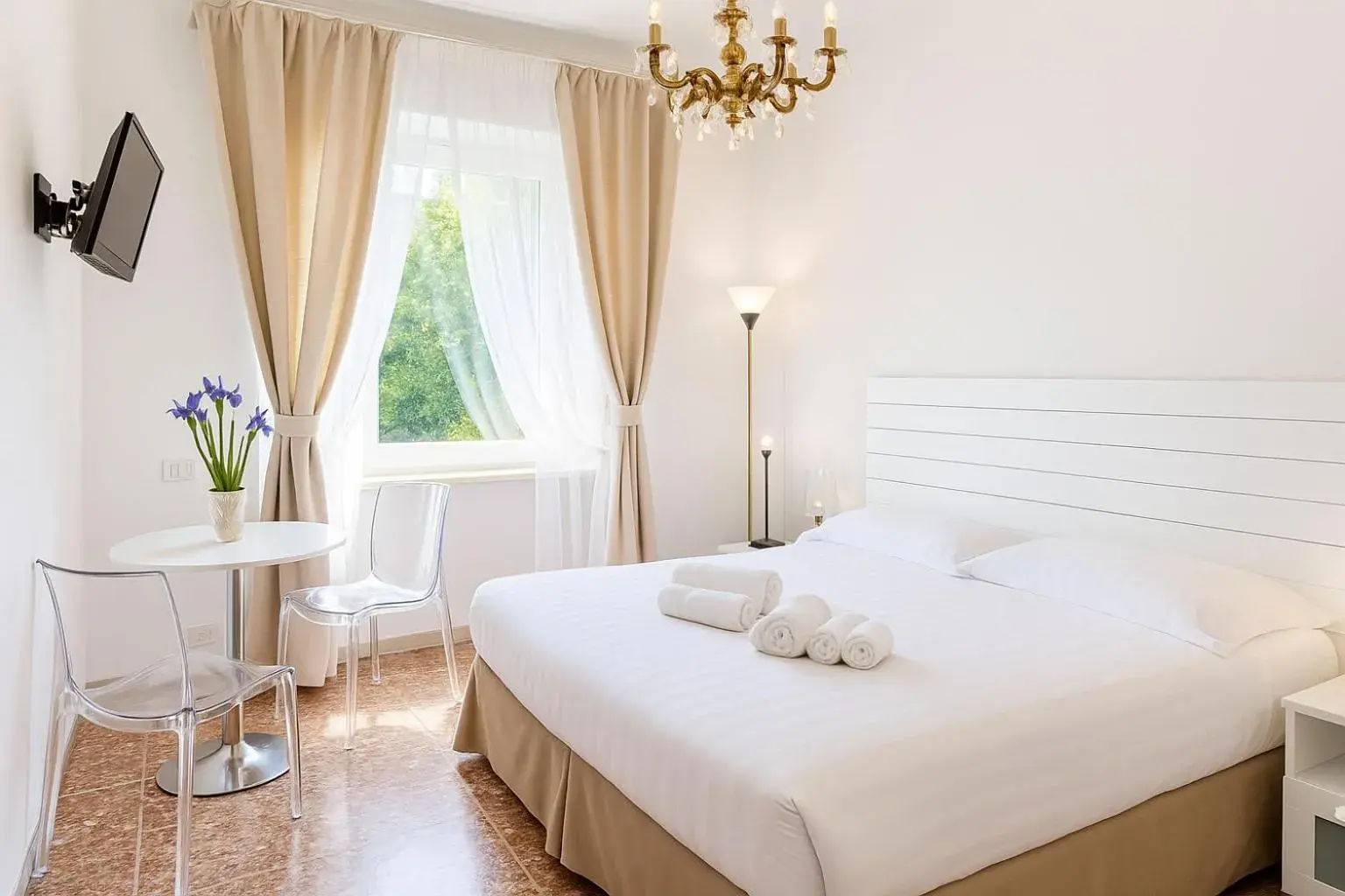 Double Room - single occupancy in Roma Talenti Breme B&B Double Room - single occupancy in Roma Talenti Breme B&B