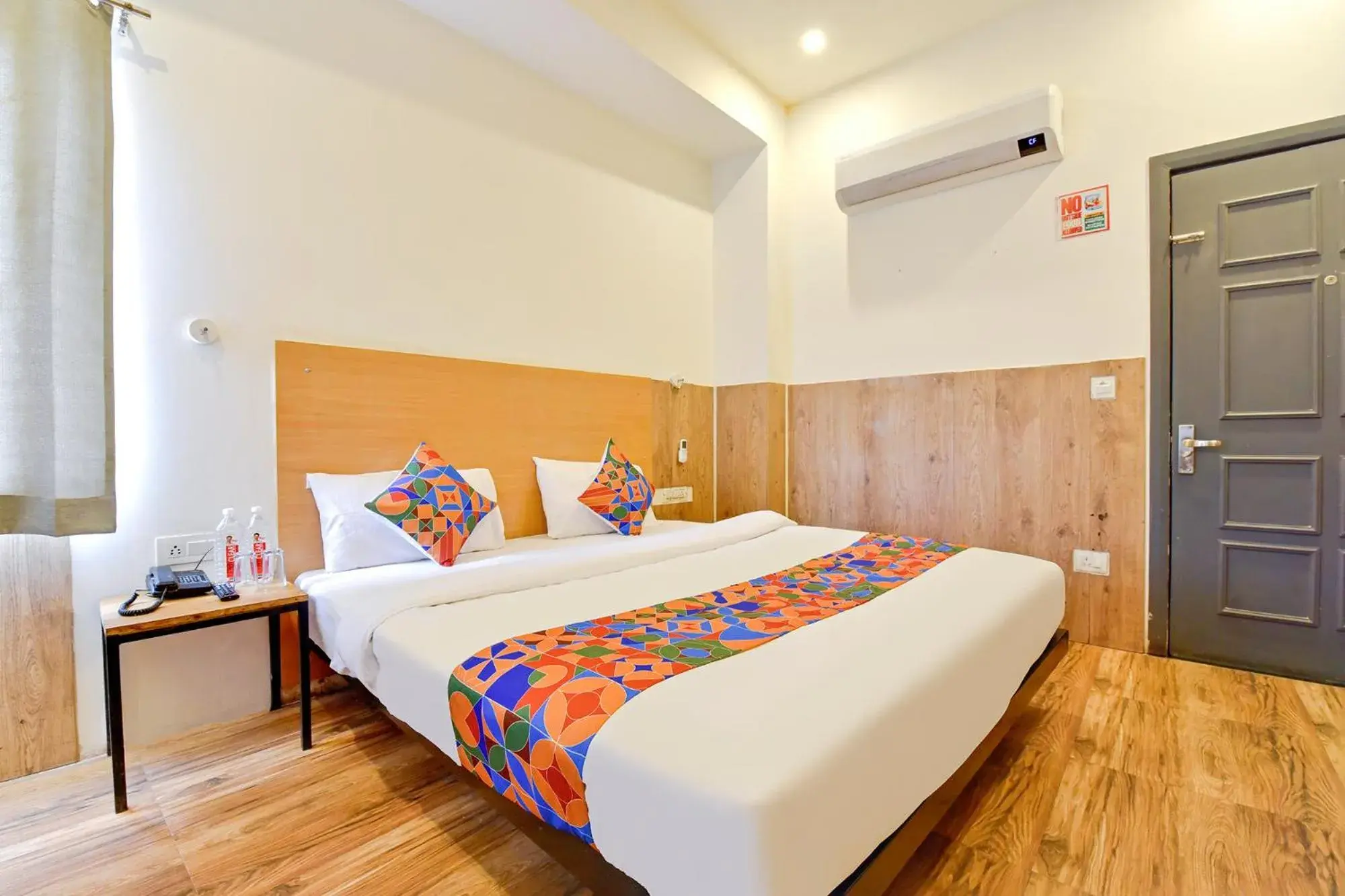 Deluxe Double Room - single occupancy in OYO 79651 TownHouse OTH Buddhi Deluxe Double Room - single occupancy in OYO 79651 TownHouse OTH Buddhi