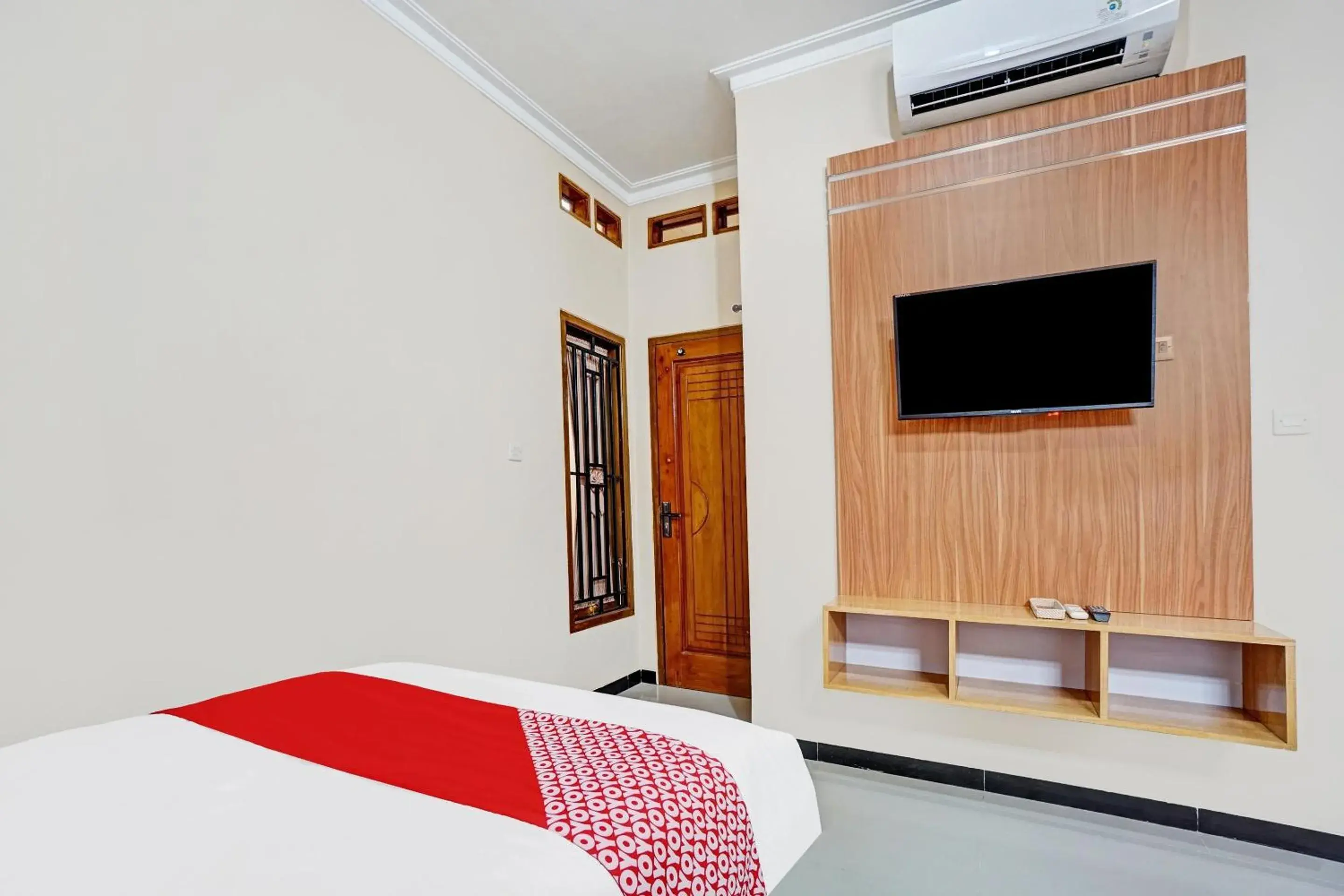 Delxue Twin Room in Hotel O Avisha Guest House Syariah Delxue Twin Room in Hotel O Avisha Guest House Syariah