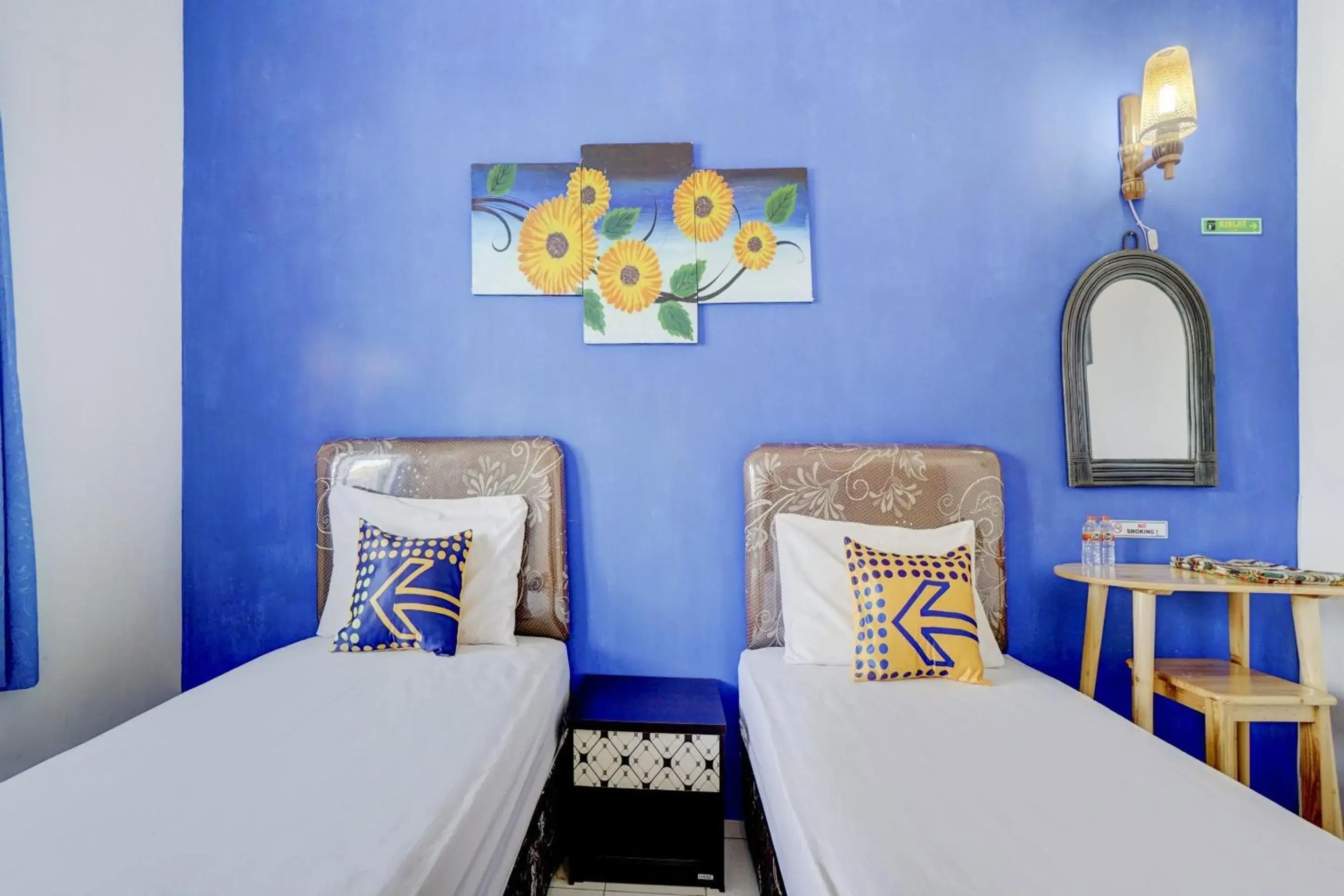 Economy Twin Room in Hotel O Edotel Tebe Syariah Economy Twin Room in Hotel O Edotel Tebe Syariah