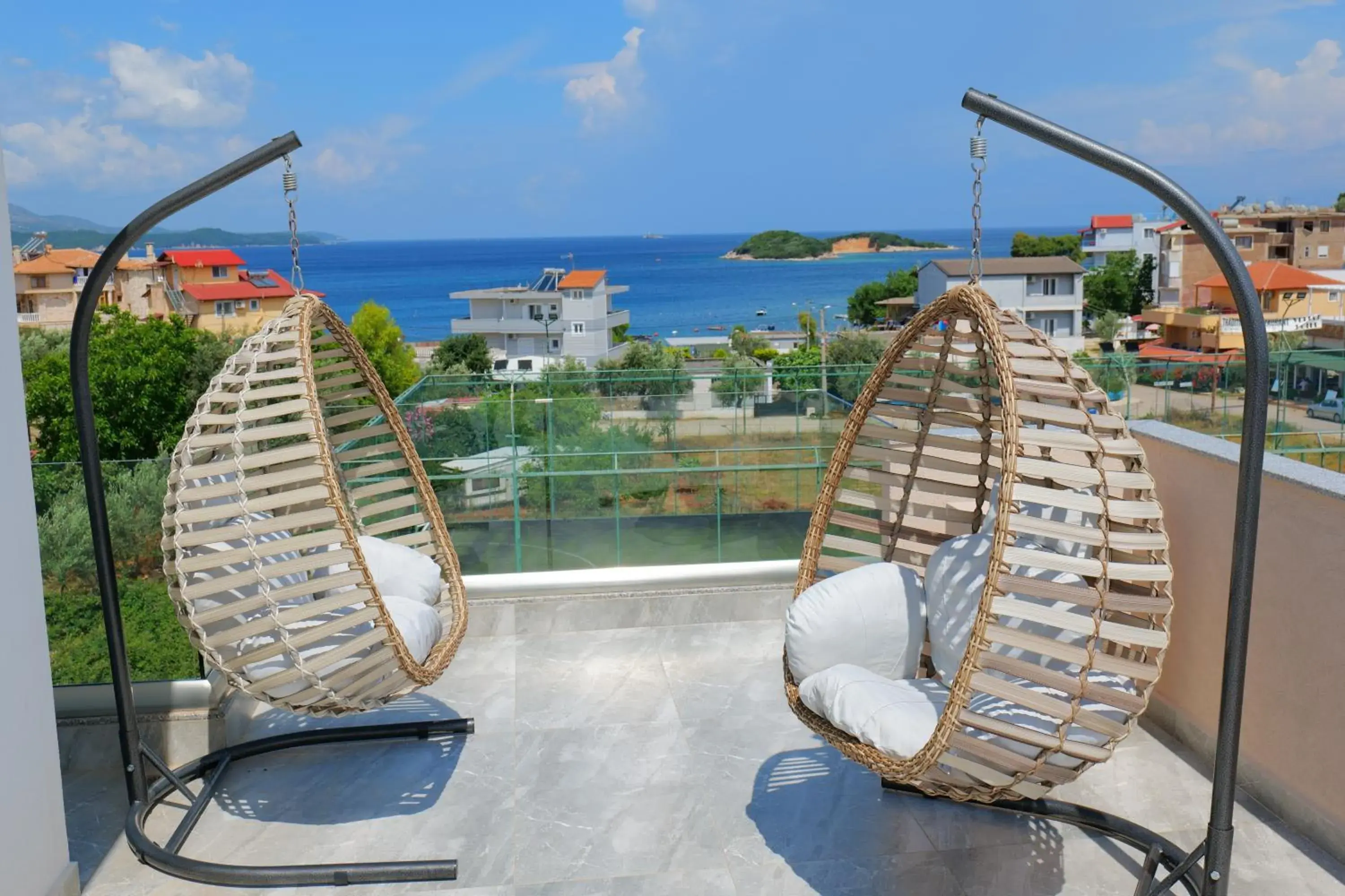 Deluxe Suite with Sea View in Hotel Alexander Deluxe Suite with Sea View in Hotel Alexander