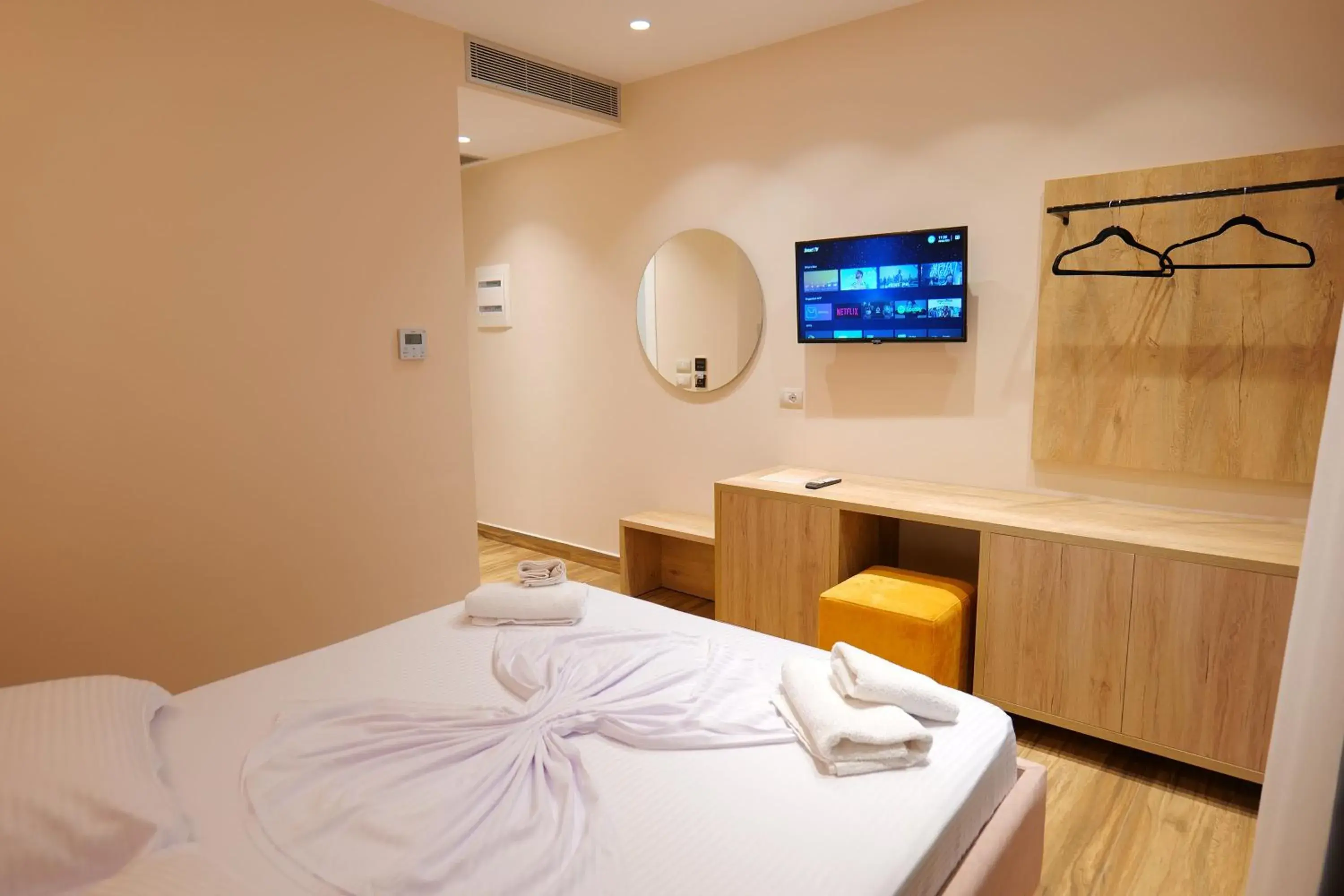 Deluxe Double Room with Sea View in Hotel Alexander Deluxe Double Room with Sea View in Hotel Alexander