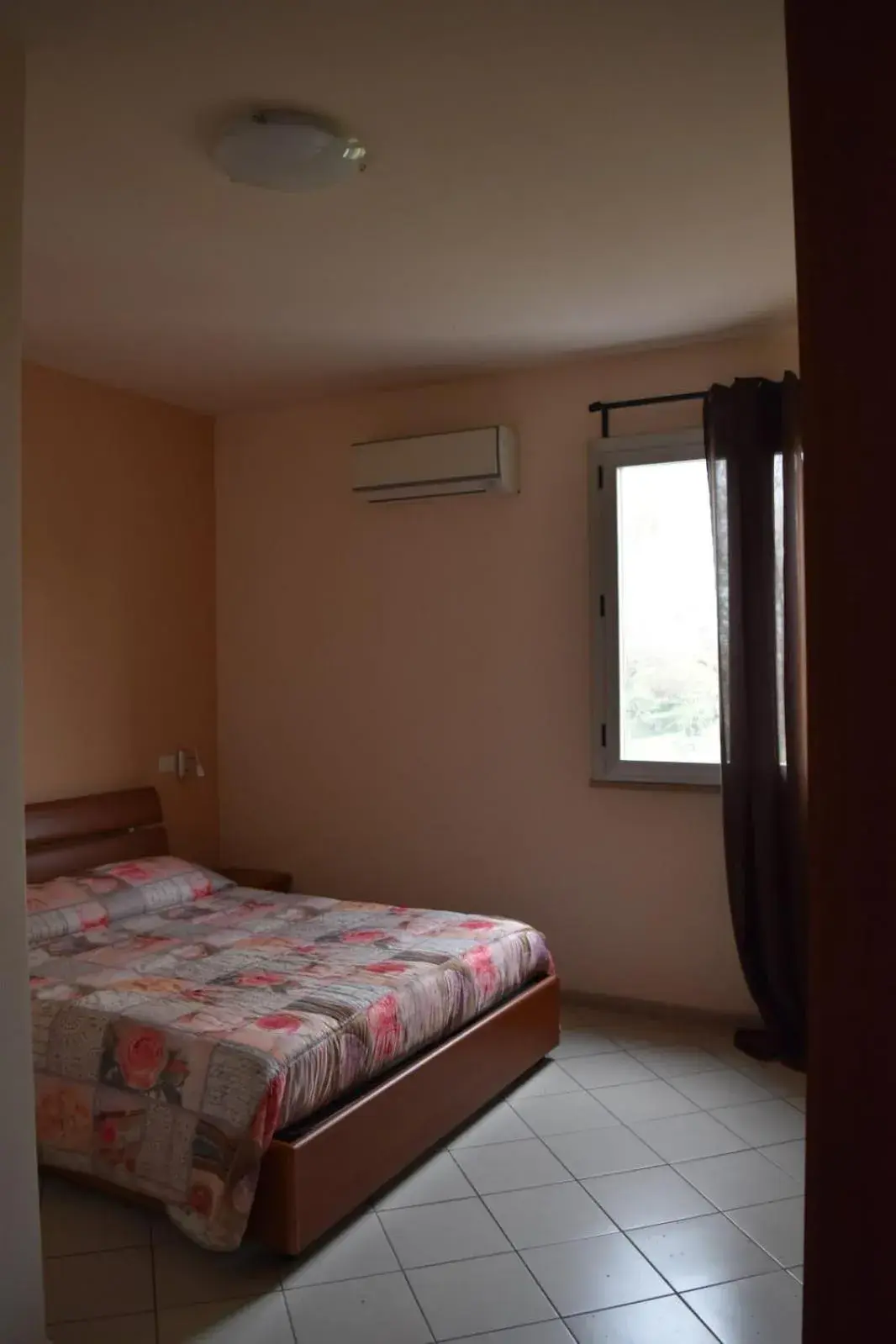 Double Room with Private Bathroom - single occupancy in La Dea Double Room with Private Bathroom - single occupancy in La Dea