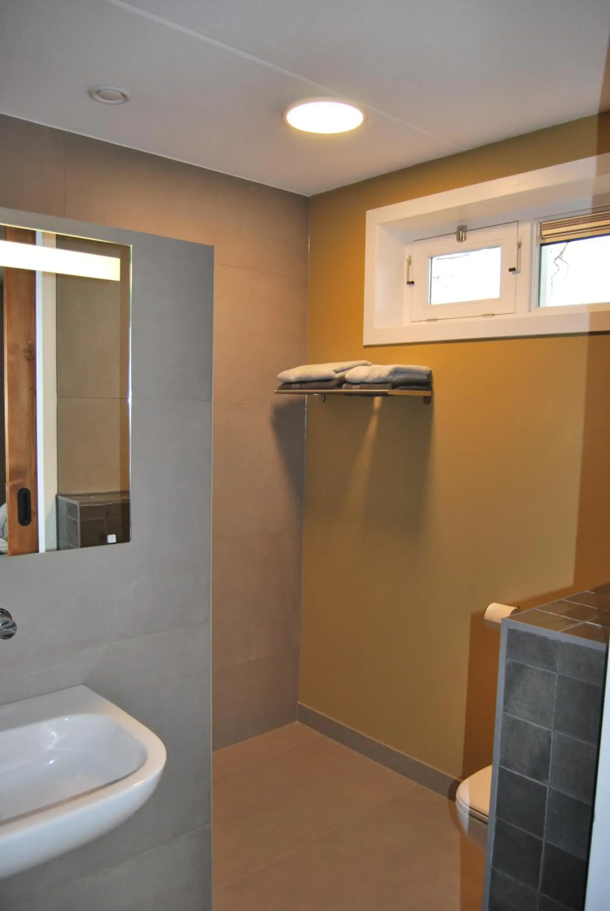 Double Room with Private Bathroom - single occupancy in Hoeve de Heemser Parel Double Room with Private Bathroom - single occupancy in Hoeve de Heemser Parel