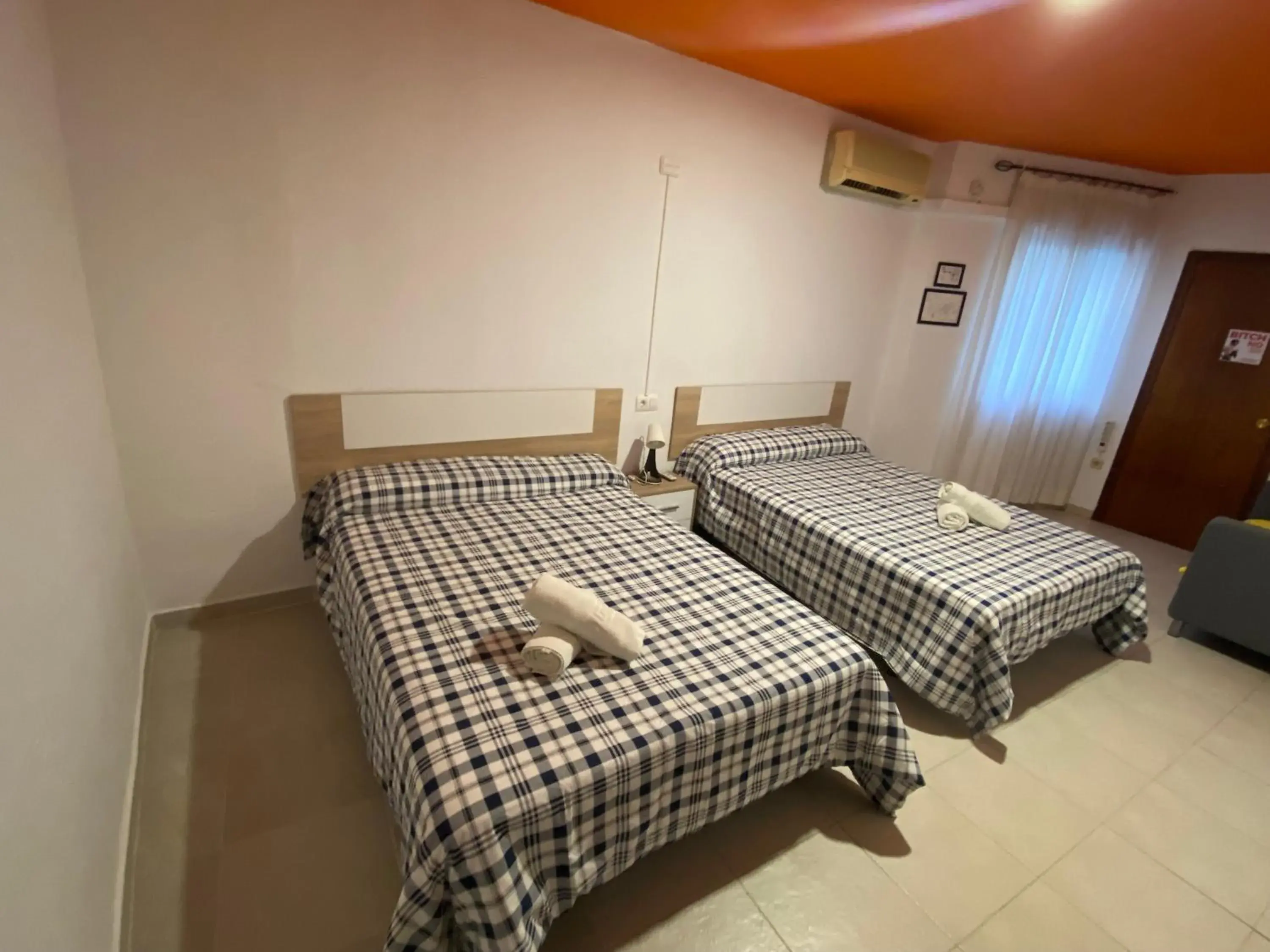 Classic Quadruple Room in Arc House Ribera Only Adults Classic Quadruple Room in Arc House Ribera Only Adults