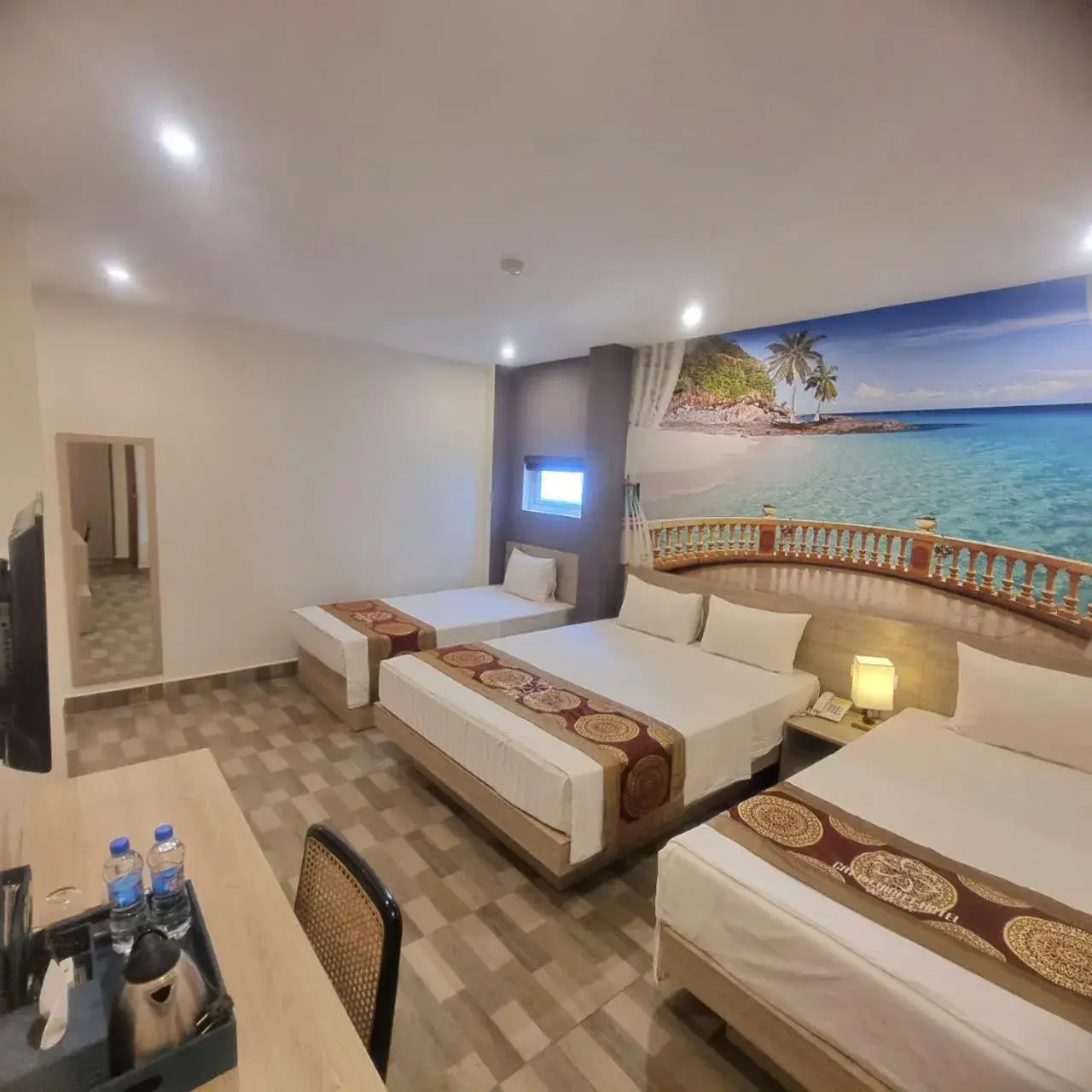 Female Dormitory Room in Cat Ba Violet Hotel Female Dormitory Room in Cat Ba Violet Hotel