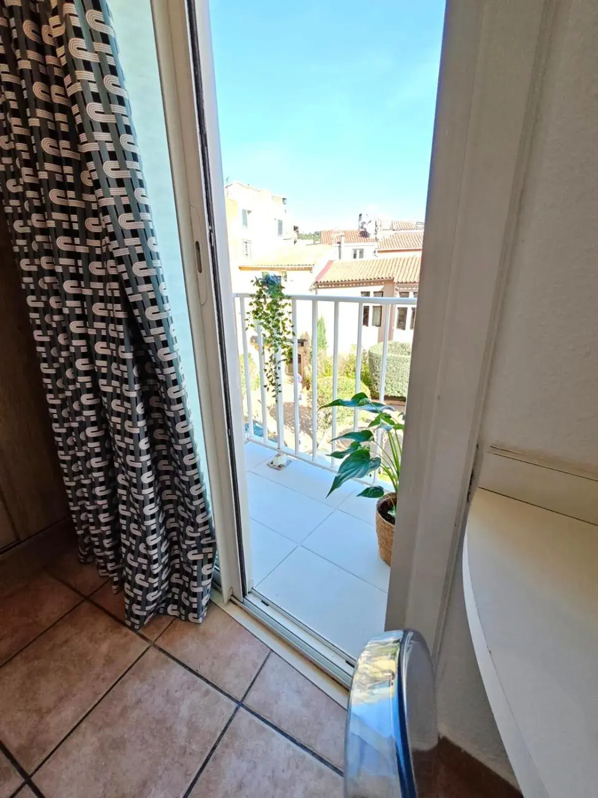 Double Room with Balcony in HOTEL DES CALANQUES Double Room with Balcony in HOTEL DES CALANQUES