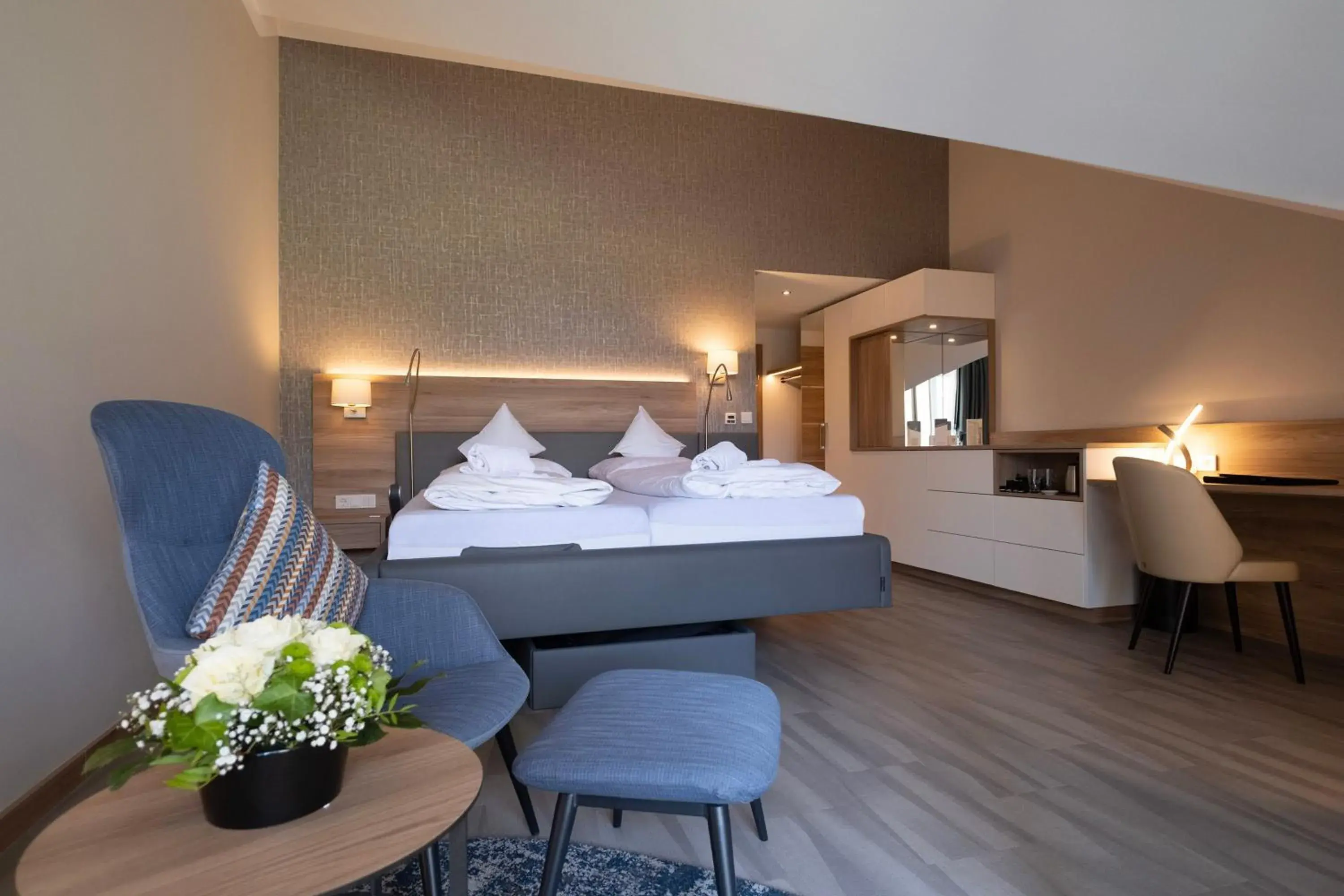 Standard Double Room with Balcony in Hotel St. Wolfgang Standard Double Room with Balcony in Hotel St. Wolfgang