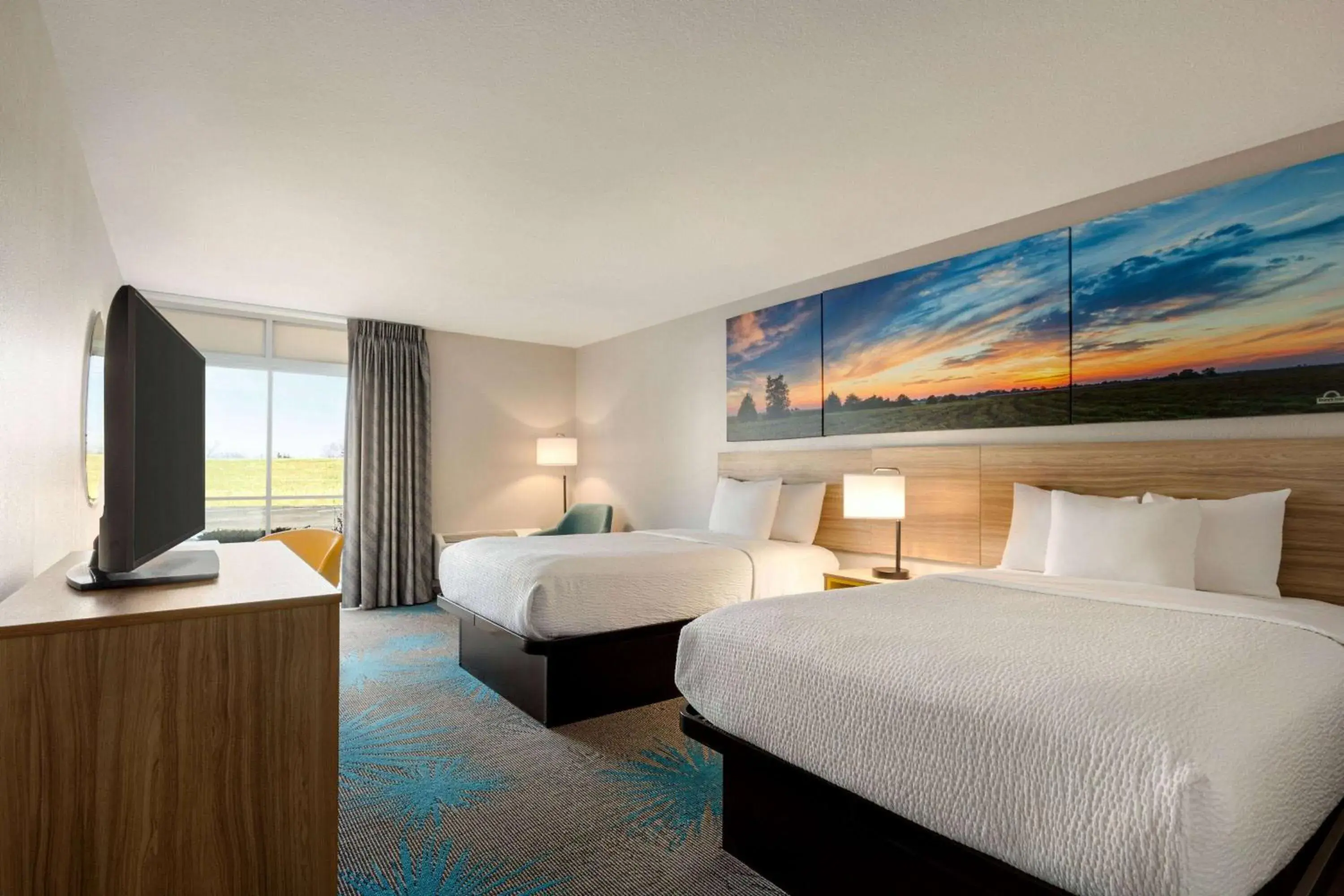 Double Room with Two Double Beds - Non-Smoking in Days Inn by Wyndham Grand Island I-80 Double Room with Two Double Beds - Non-Smoking in Days Inn by Wyndham Grand Island I-80