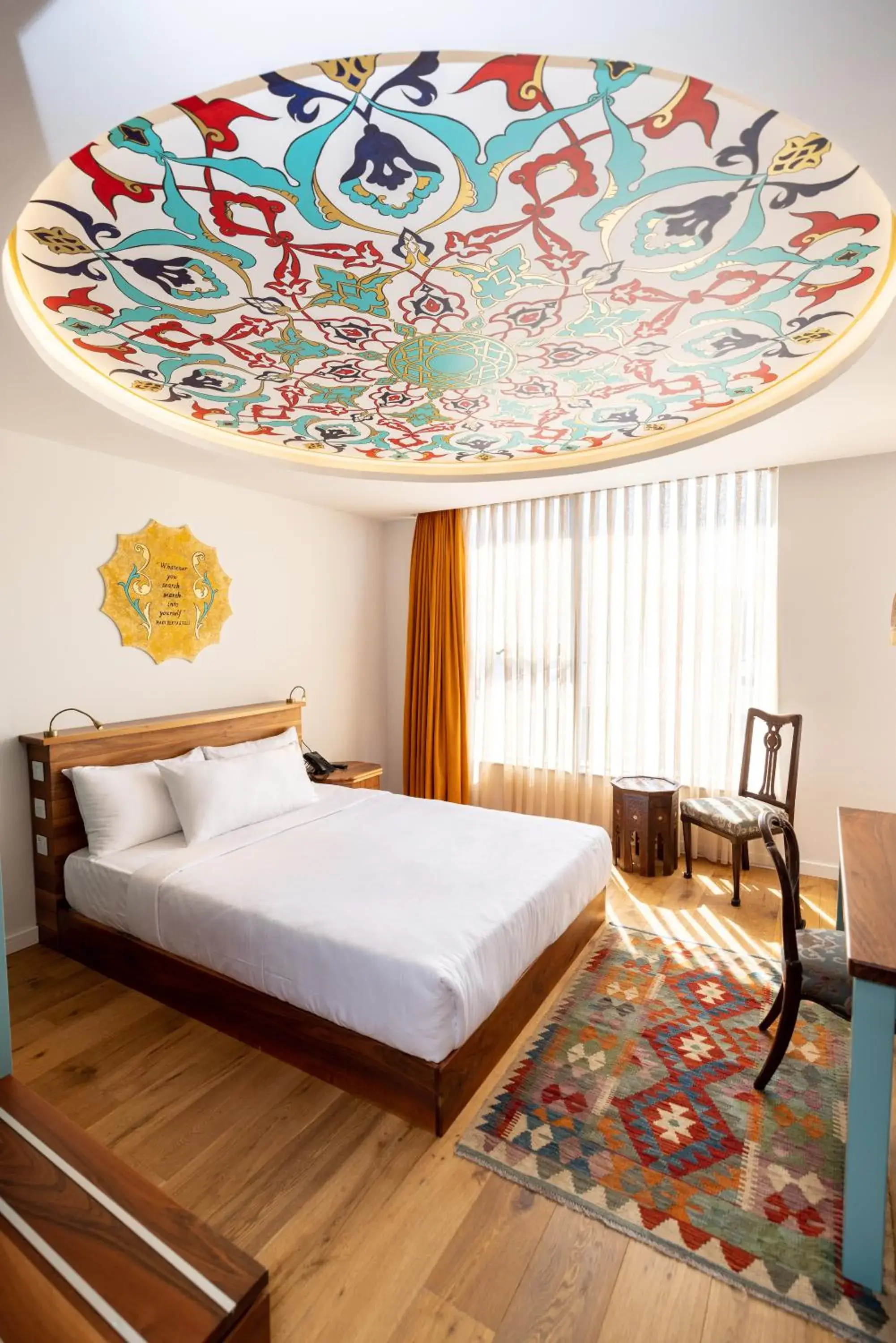 Family Room in Limehouse Library Hotel Family Room in Limehouse Library Hotel