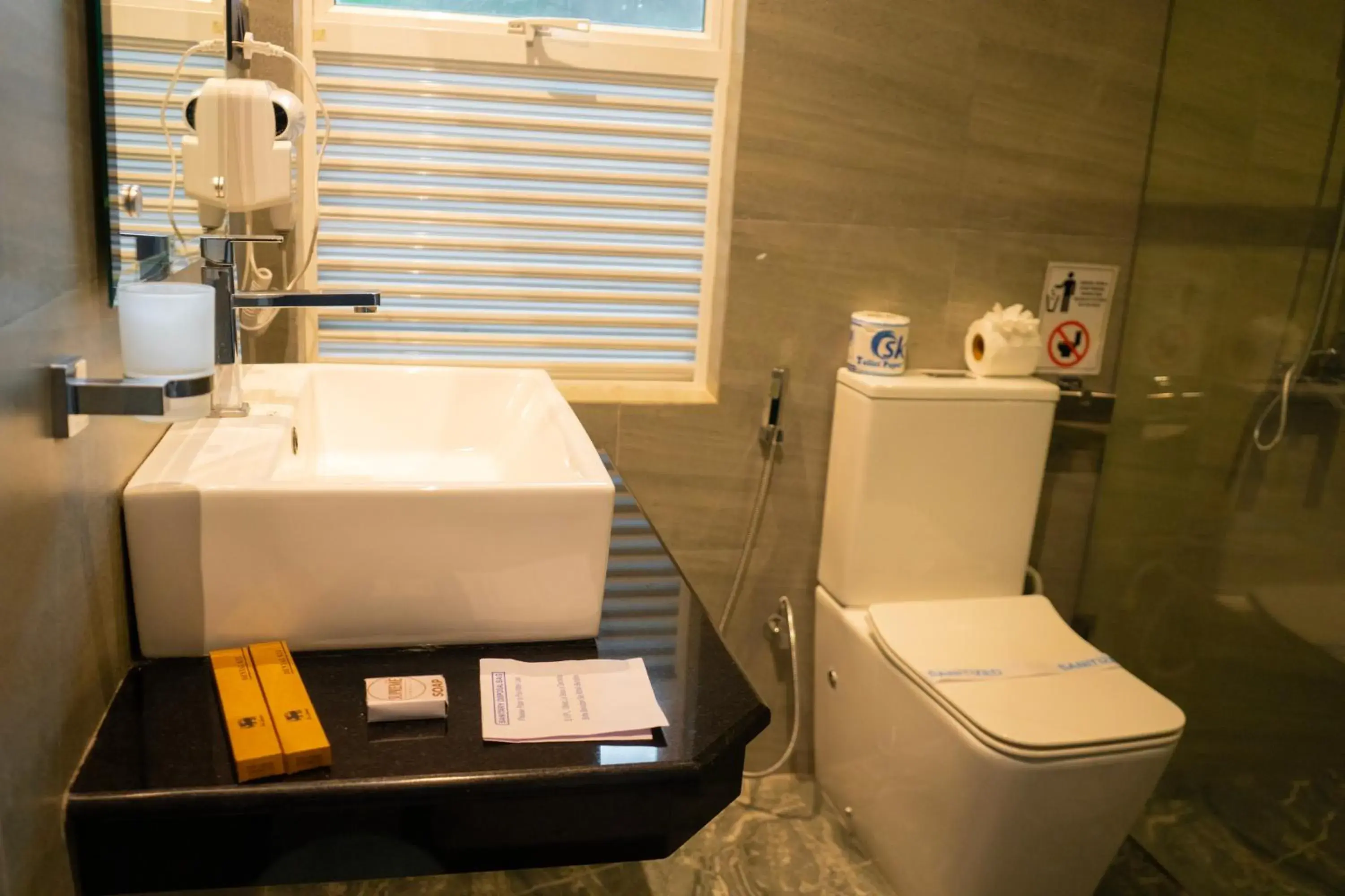 Deluxe Double Room with Balcony in Supreme Dambulla Deluxe Double Room with Balcony in Supreme Dambulla