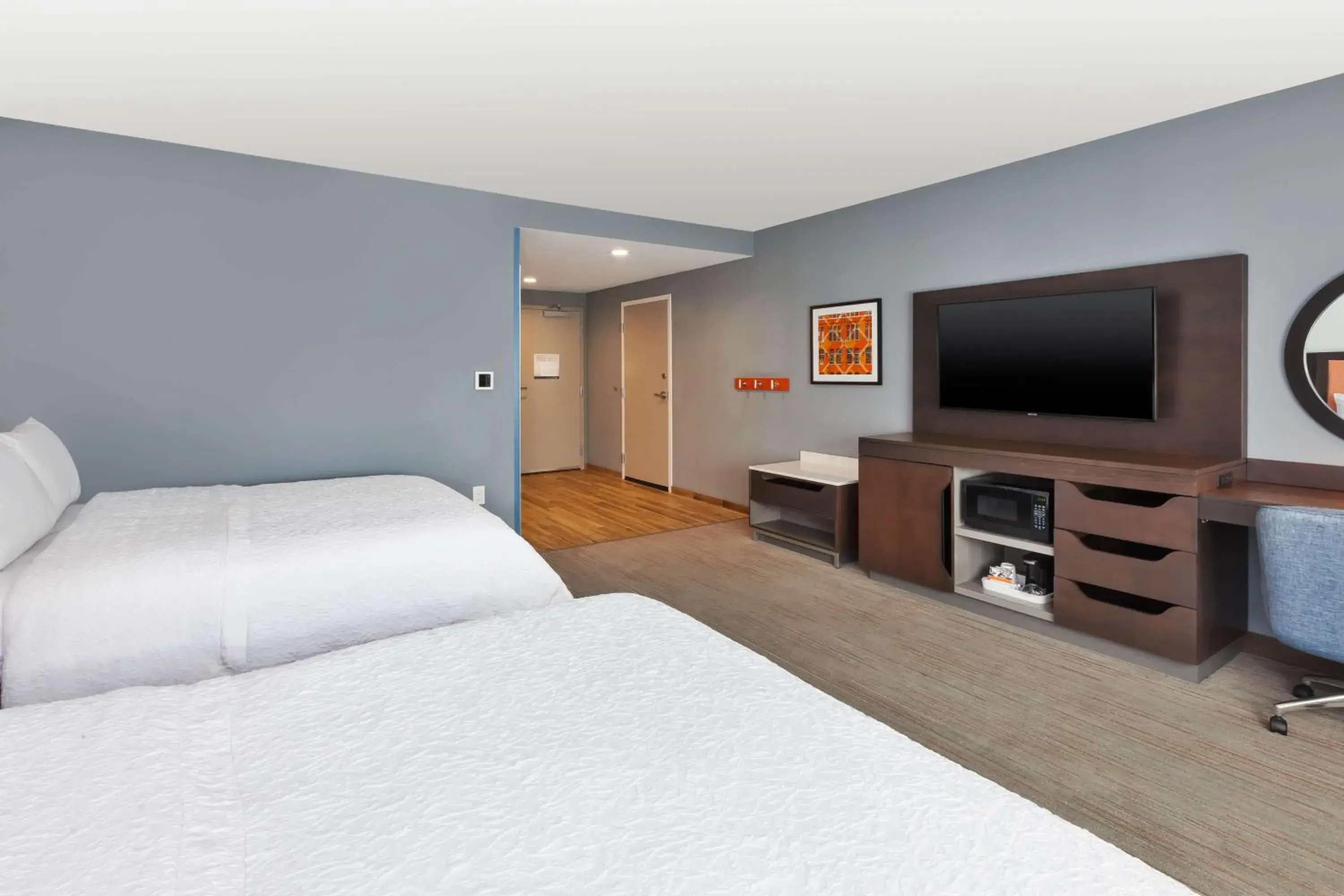 Queen Room with Two Queen Beds in Hampton Inn Danville, Va Queen Room with Two Queen Beds in Hampton Inn Danville, Va