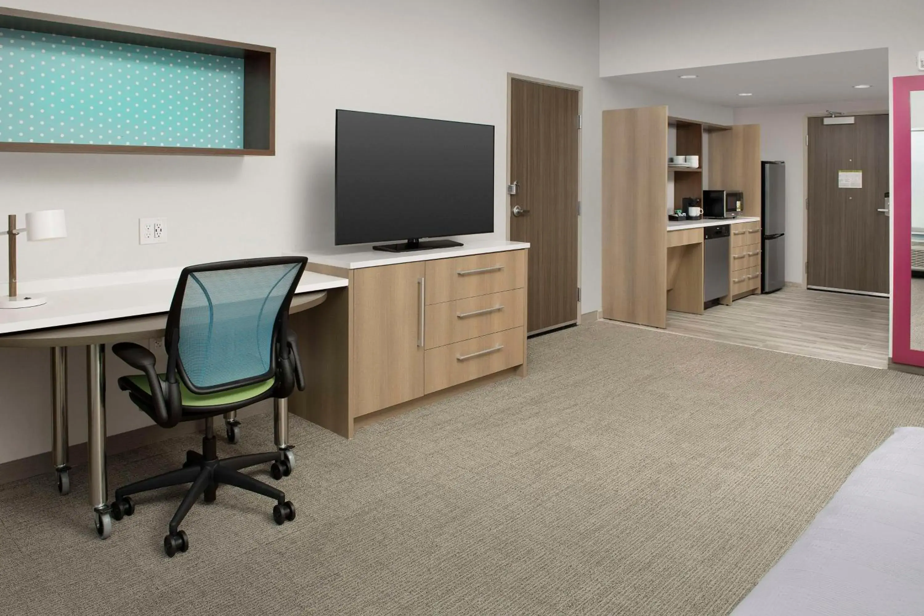 King Studio - Mobility and Hearing Access/Non-Smoking in Home2 Suites by Hilton Fort Myers Airport King Studio - Mobility and Hearing Access/Non-Smoking in Home2 Suites by Hilton Fort Myers Airport
