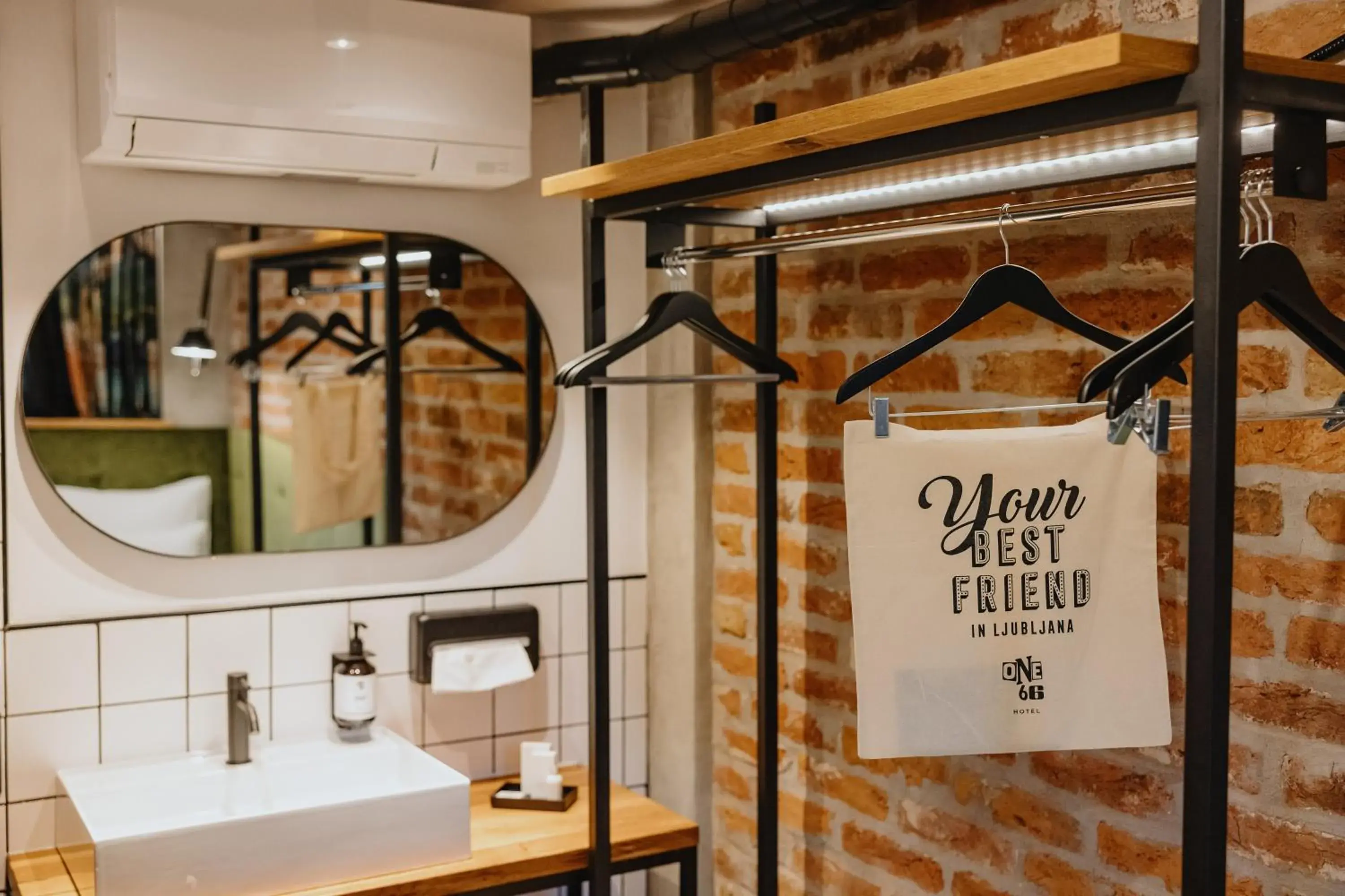 Comfort Twin Room - Basement in ONE66 Hotel Comfort Twin Room - Basement in ONE66 Hotel