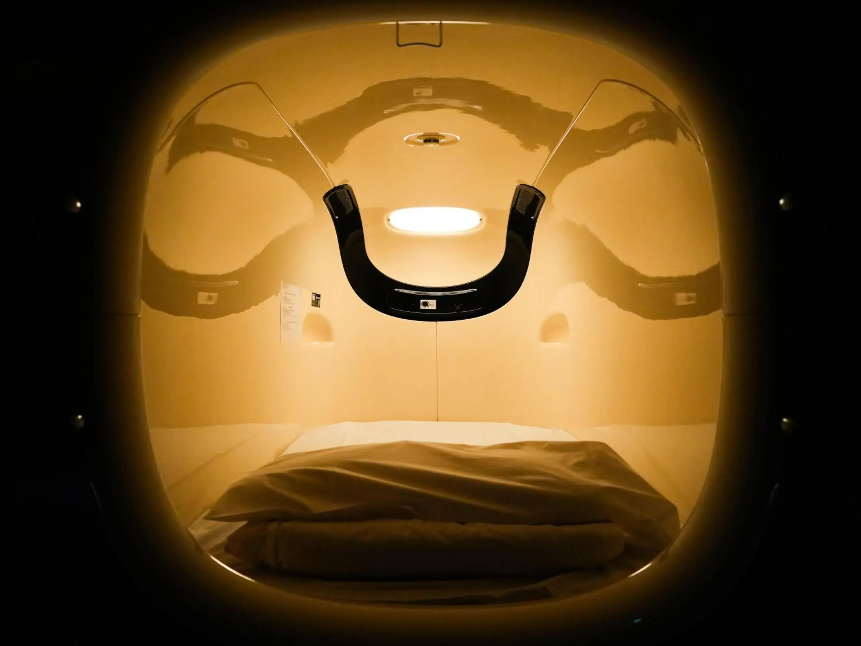 Capsule Room for Female in Rembrandt Cabin Shinjuku Shin-Okubo Capsule Room for Female in Rembrandt Cabin Shinjuku Shin-Okubo