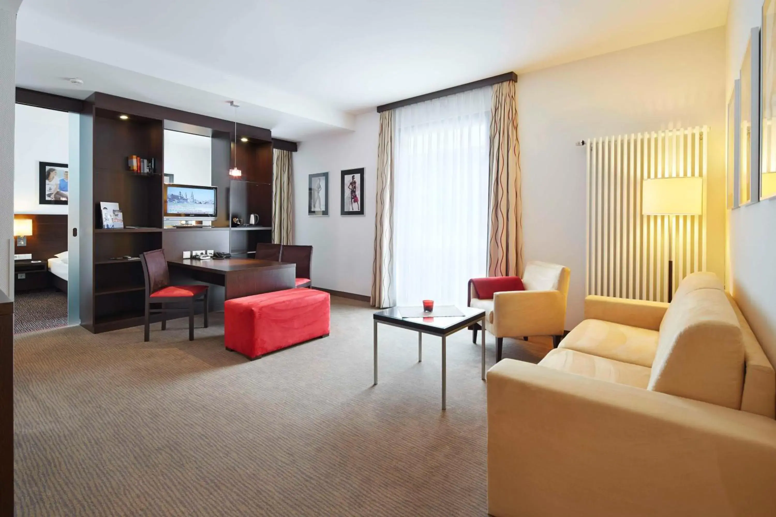 Suite with Two Single Beds and Sofa Bed - single occupancy in Best Western Plus Hotel Ostertor Suite with Two Single Beds and Sofa Bed - single occupancy in Best Western Plus Hotel Ostertor