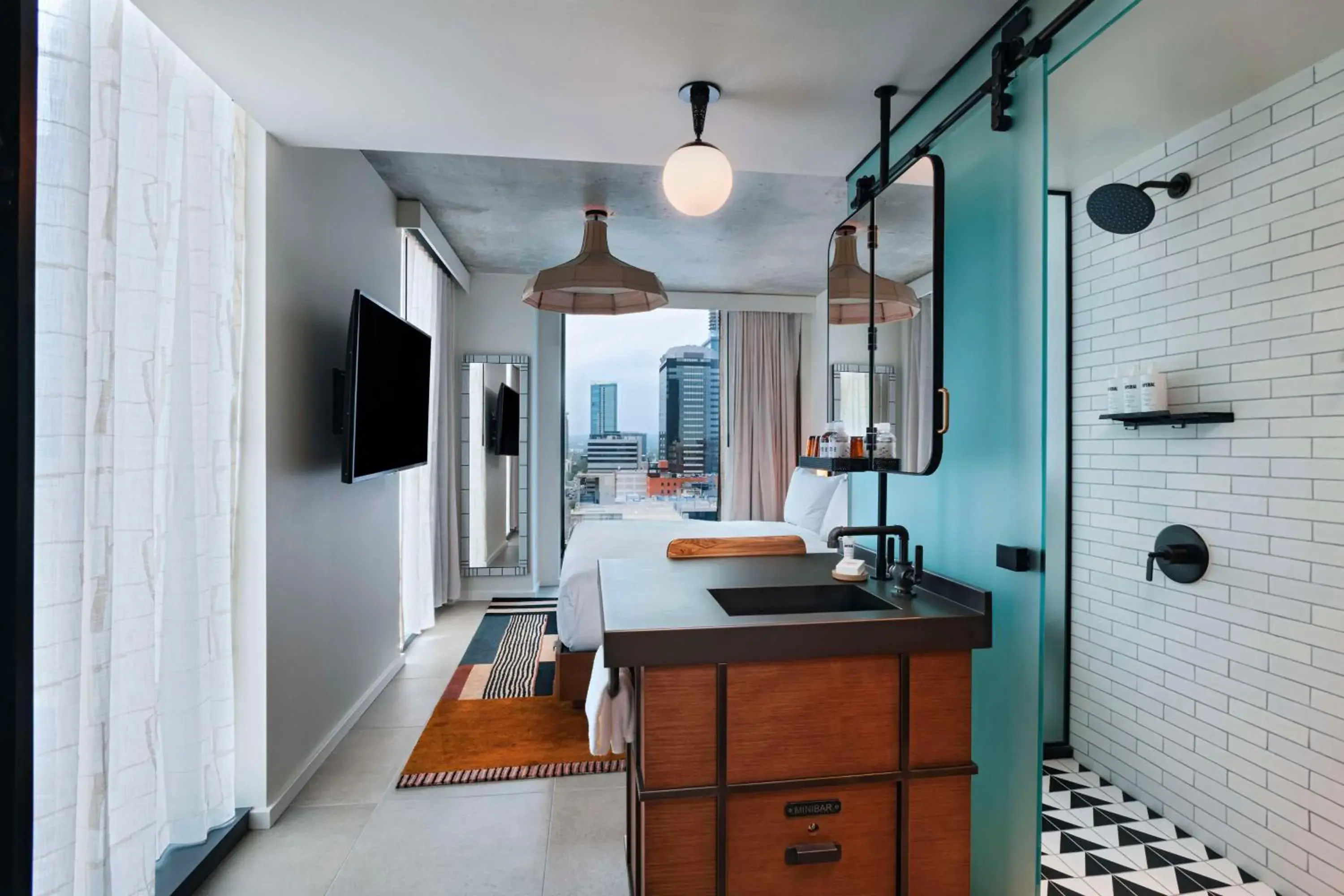 Corner King Room with Pool View in Tommie Austin, JDV by Hyatt Corner King Room with Pool View in Tommie Austin, JDV by Hyatt