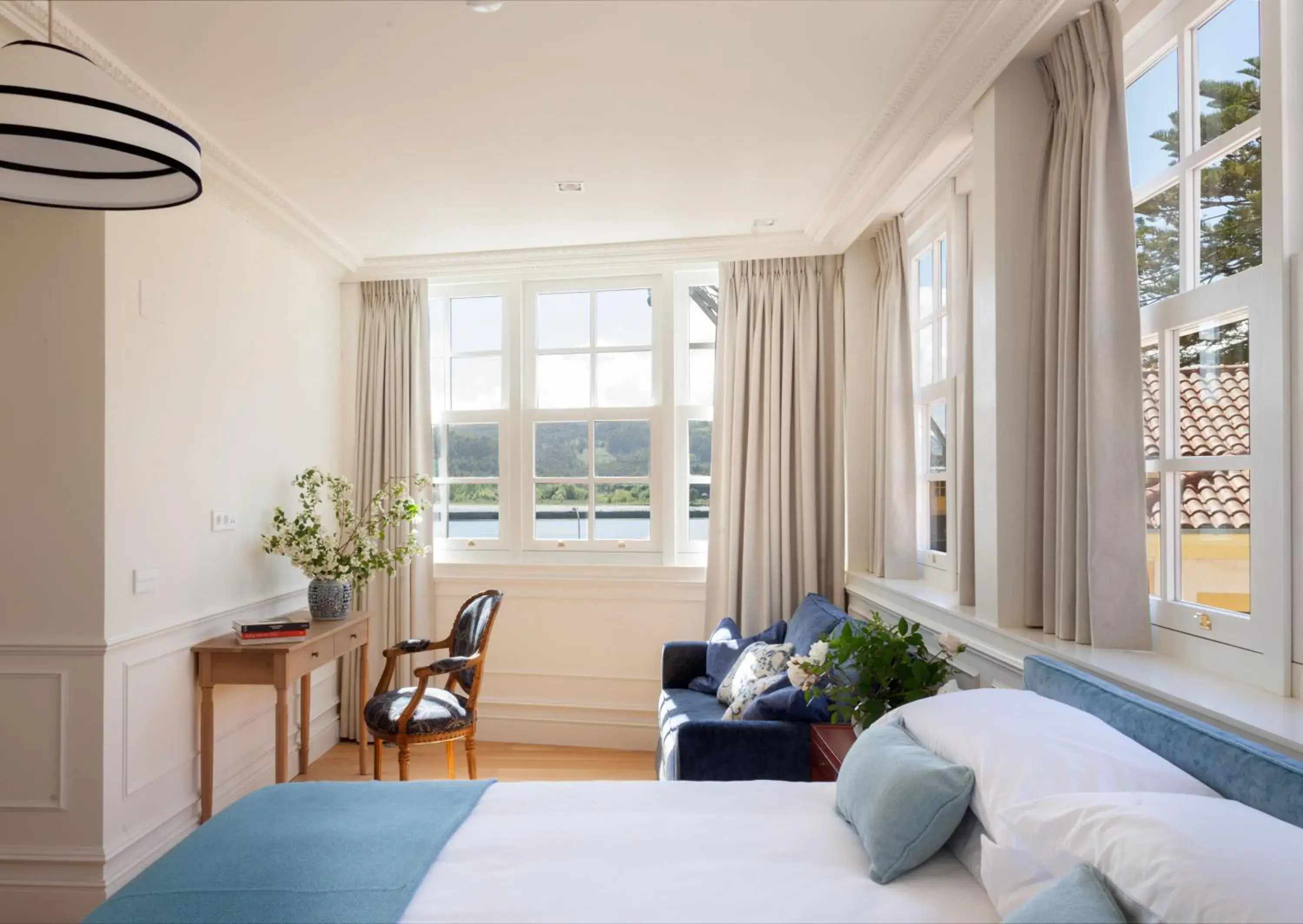 Deluxe Double Room with River View in Gran hotel Brillante Deluxe Double Room with River View in Gran hotel Brillante