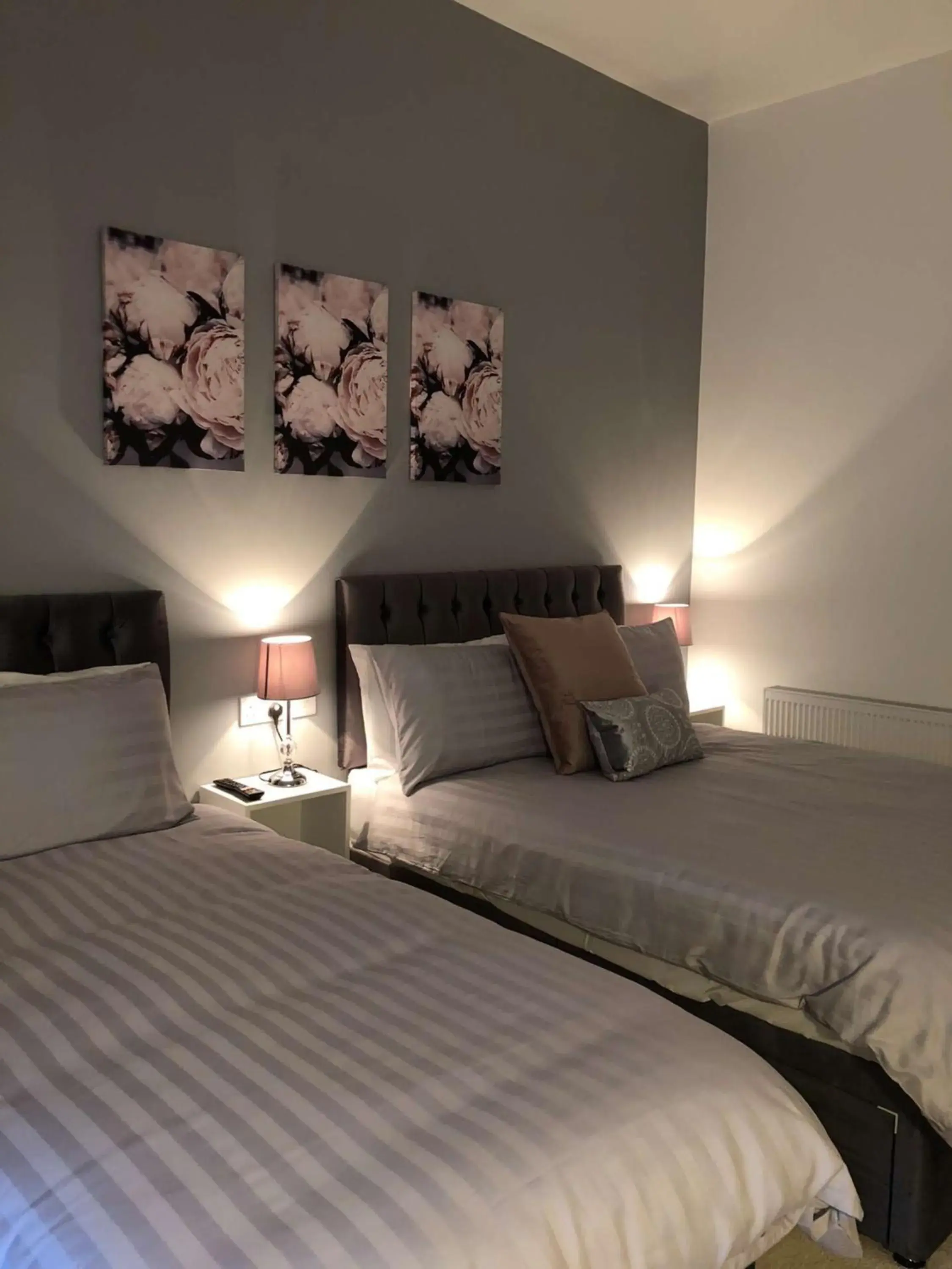 Deluxe Family Room in Atlantic Lodge, Main Street Ardara Deluxe Family Room in Atlantic Lodge, Main Street Ardara