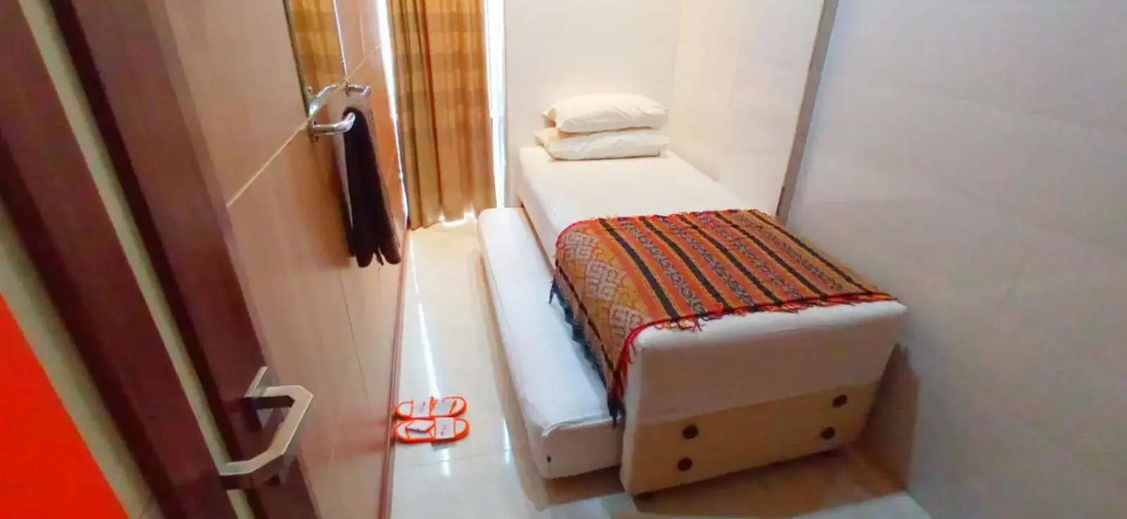 Standard Twin Room in The Cabin Hotel Standard Twin Room in The Cabin Hotel