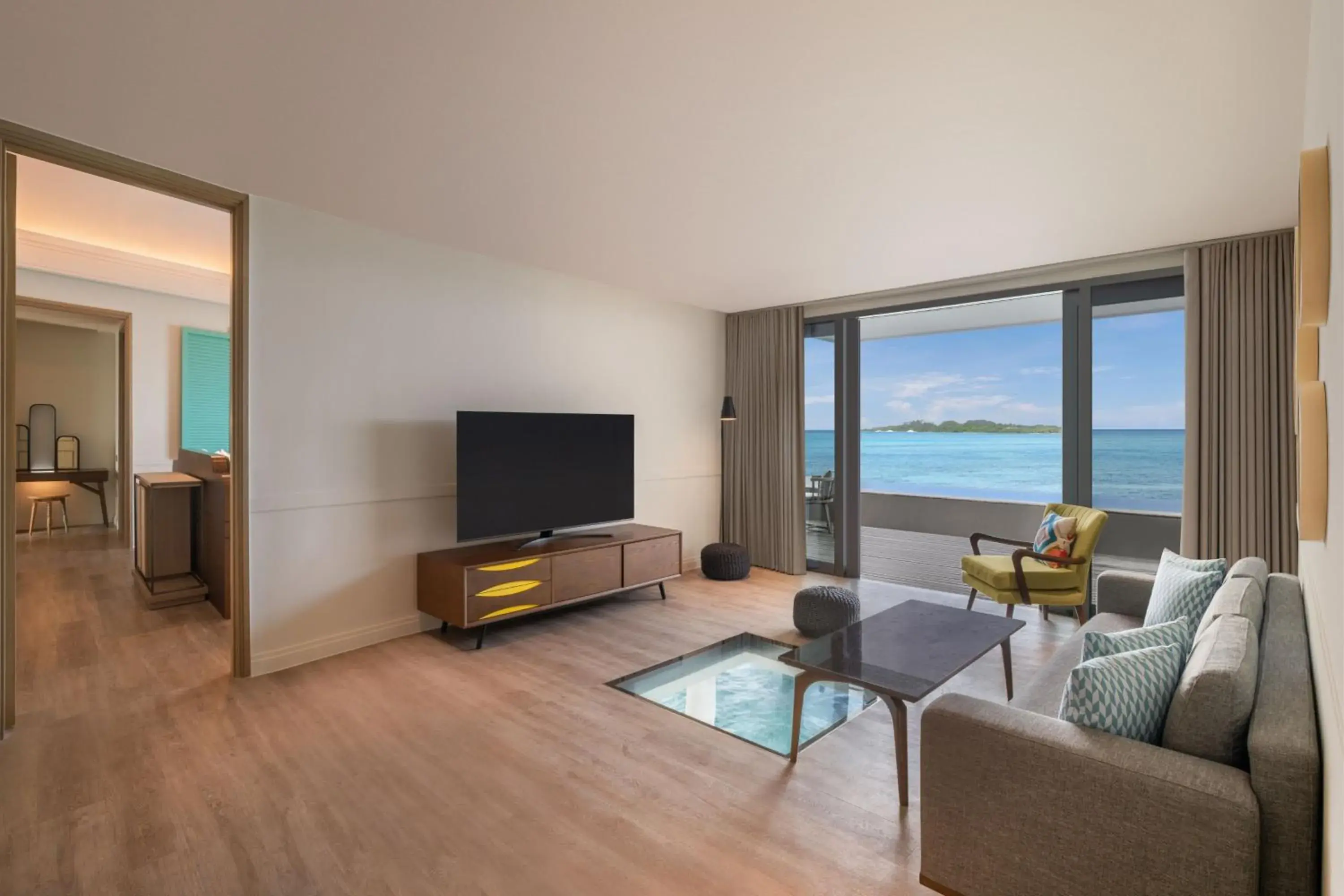 Two-Bedroom Overwater Pool Villa in Le Meridien Maldives Resort & Spa Two-Bedroom Overwater Pool Villa in Le Meridien Maldives Resort & Spa